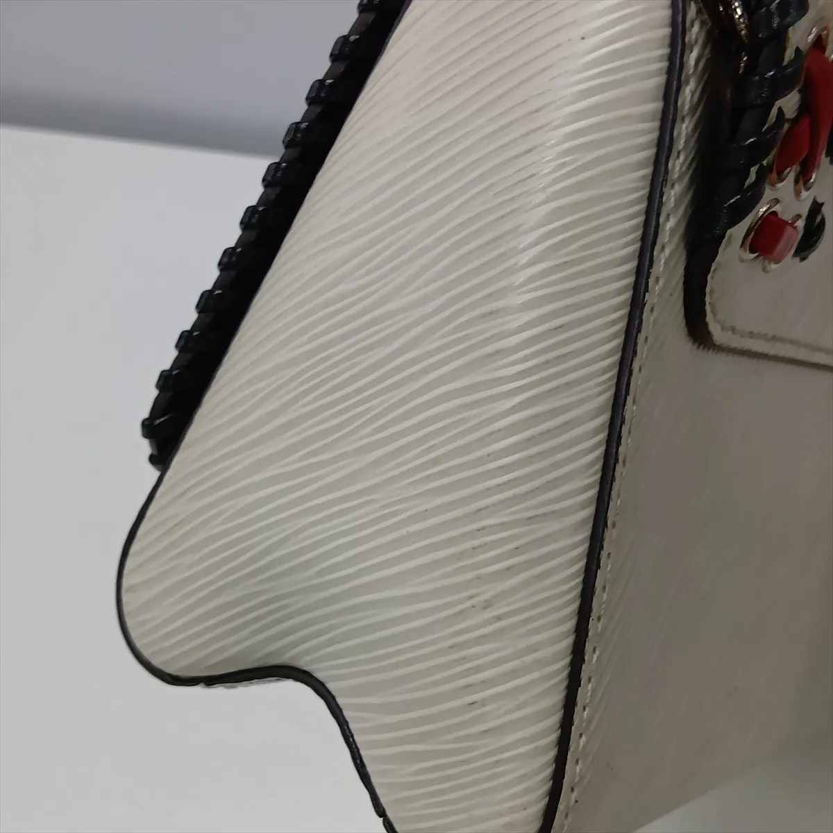 Epi Twist PM M42777 FL3106 White — view 14