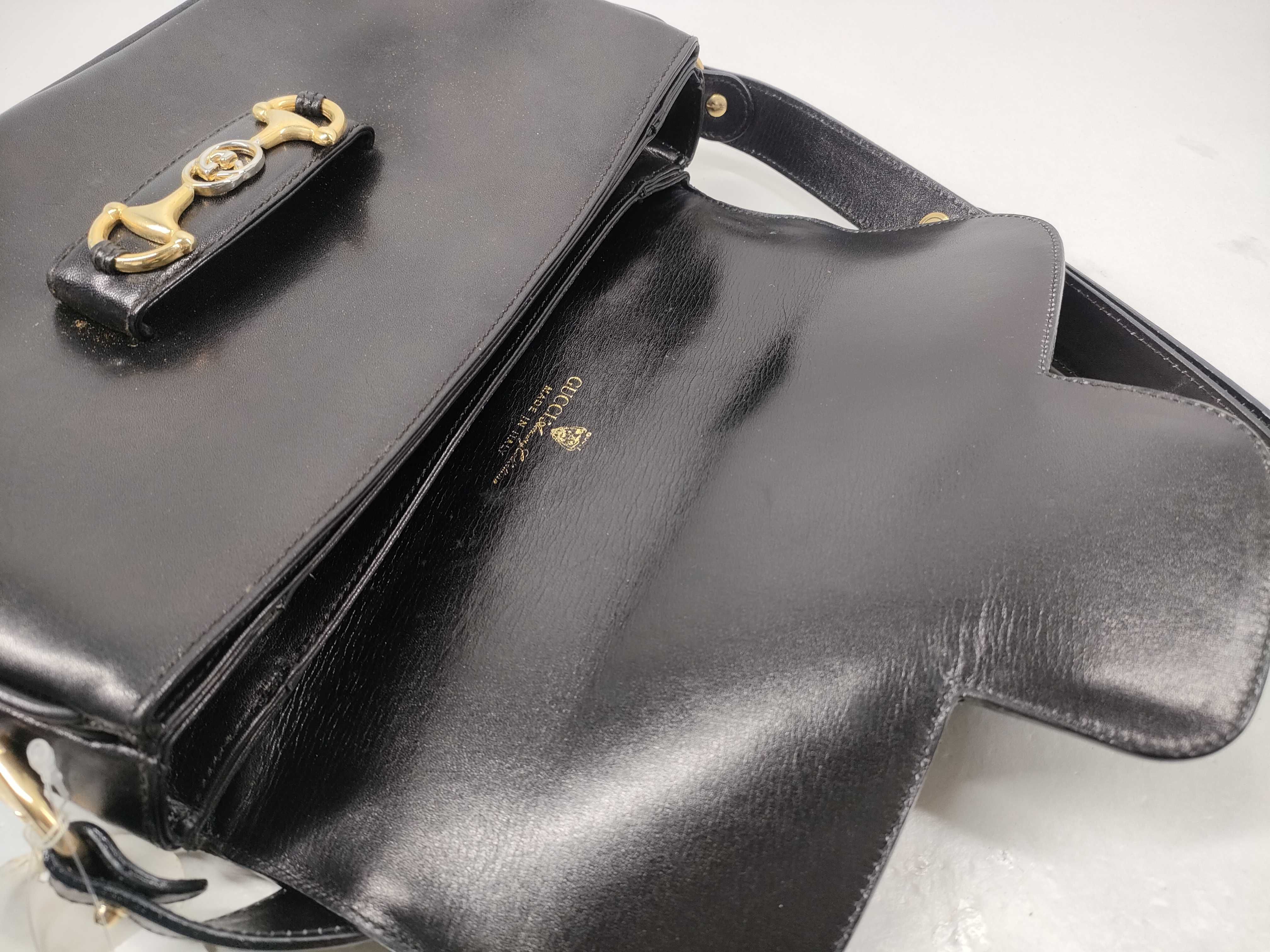 Old Leather Shoulder Bag — view 10