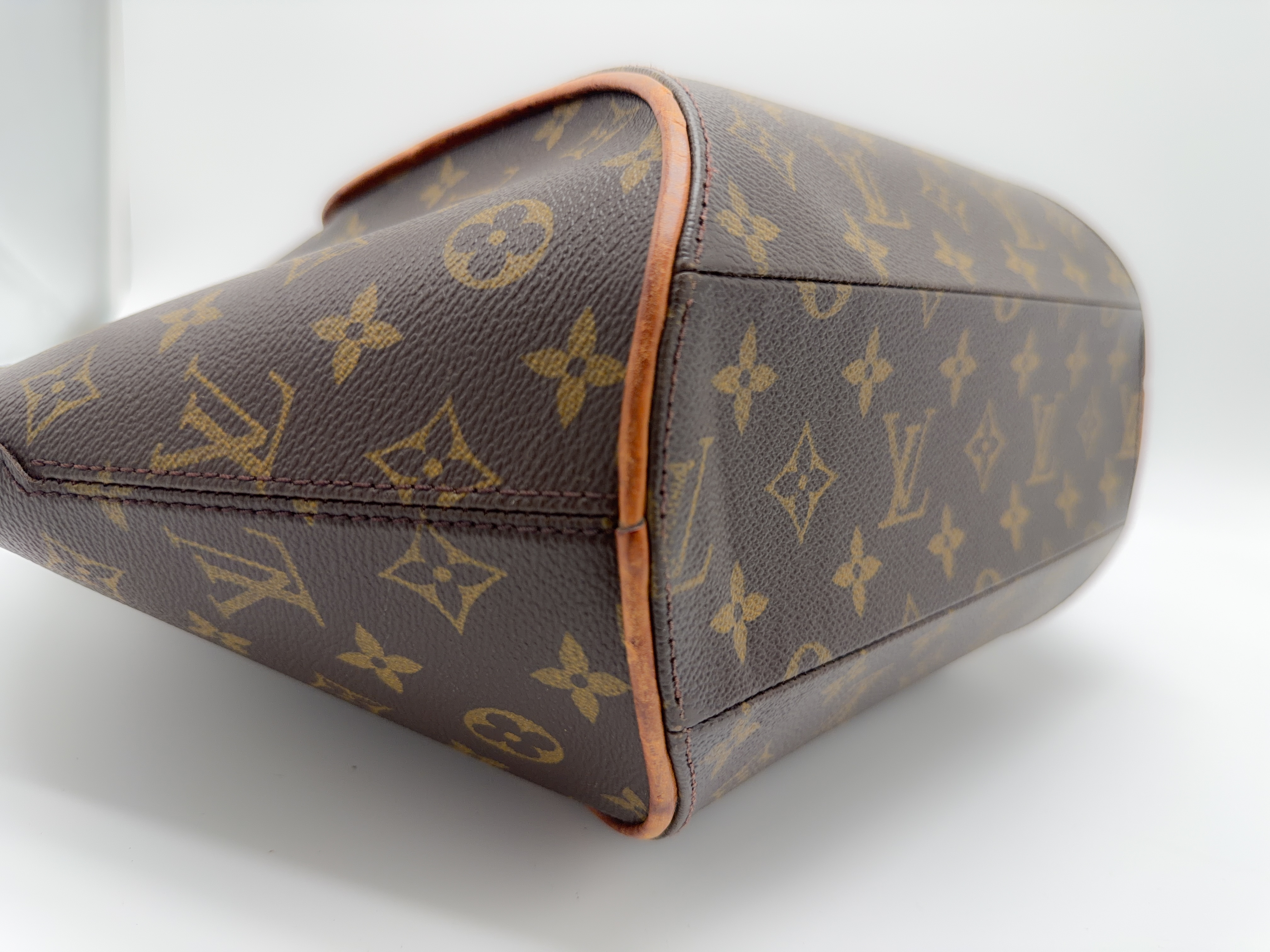 Monogram M51126 Ellipse MM AS0938 Handbag — view 10