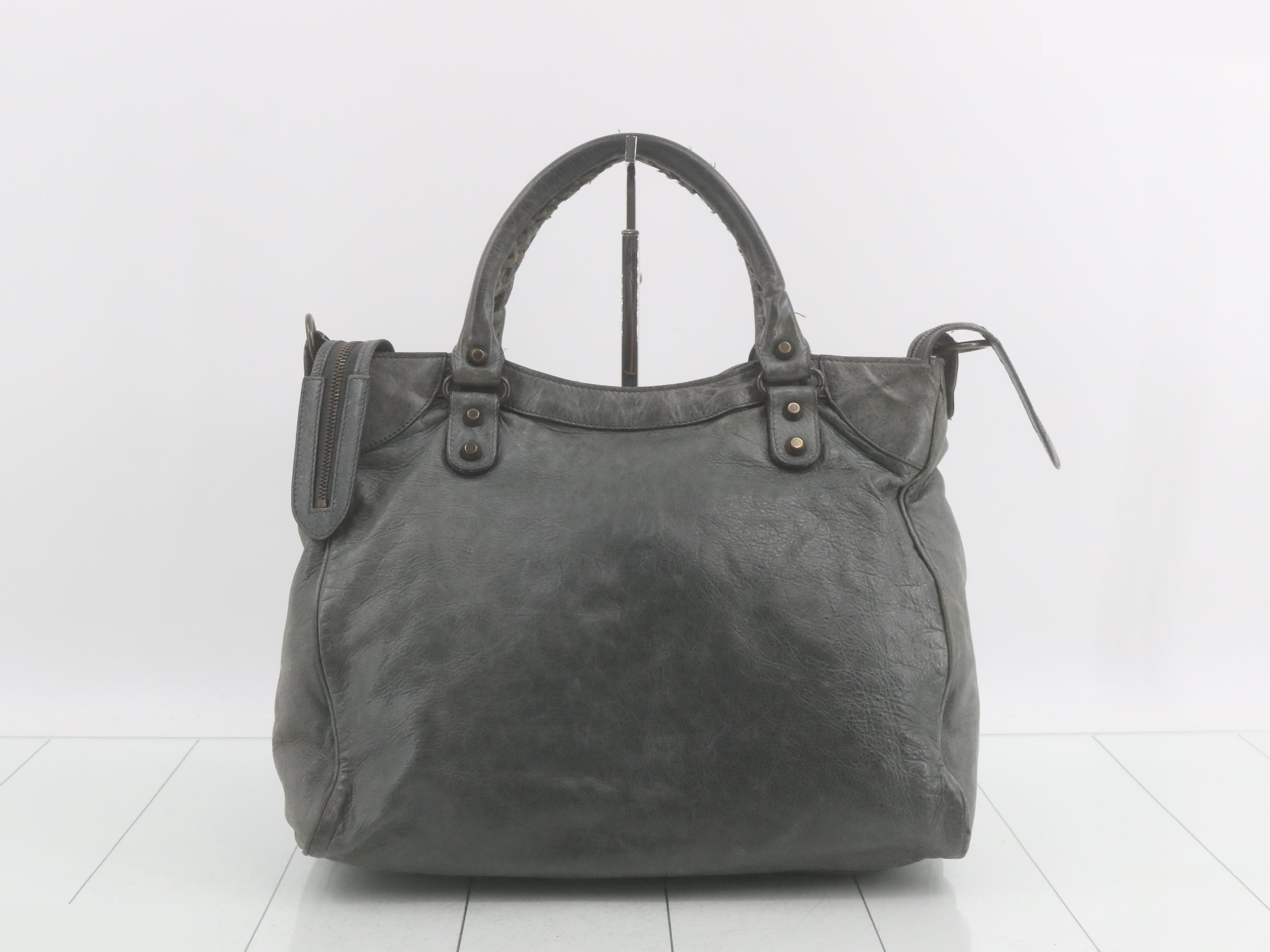 The City Shoulder Bag (2-Way) — view 2