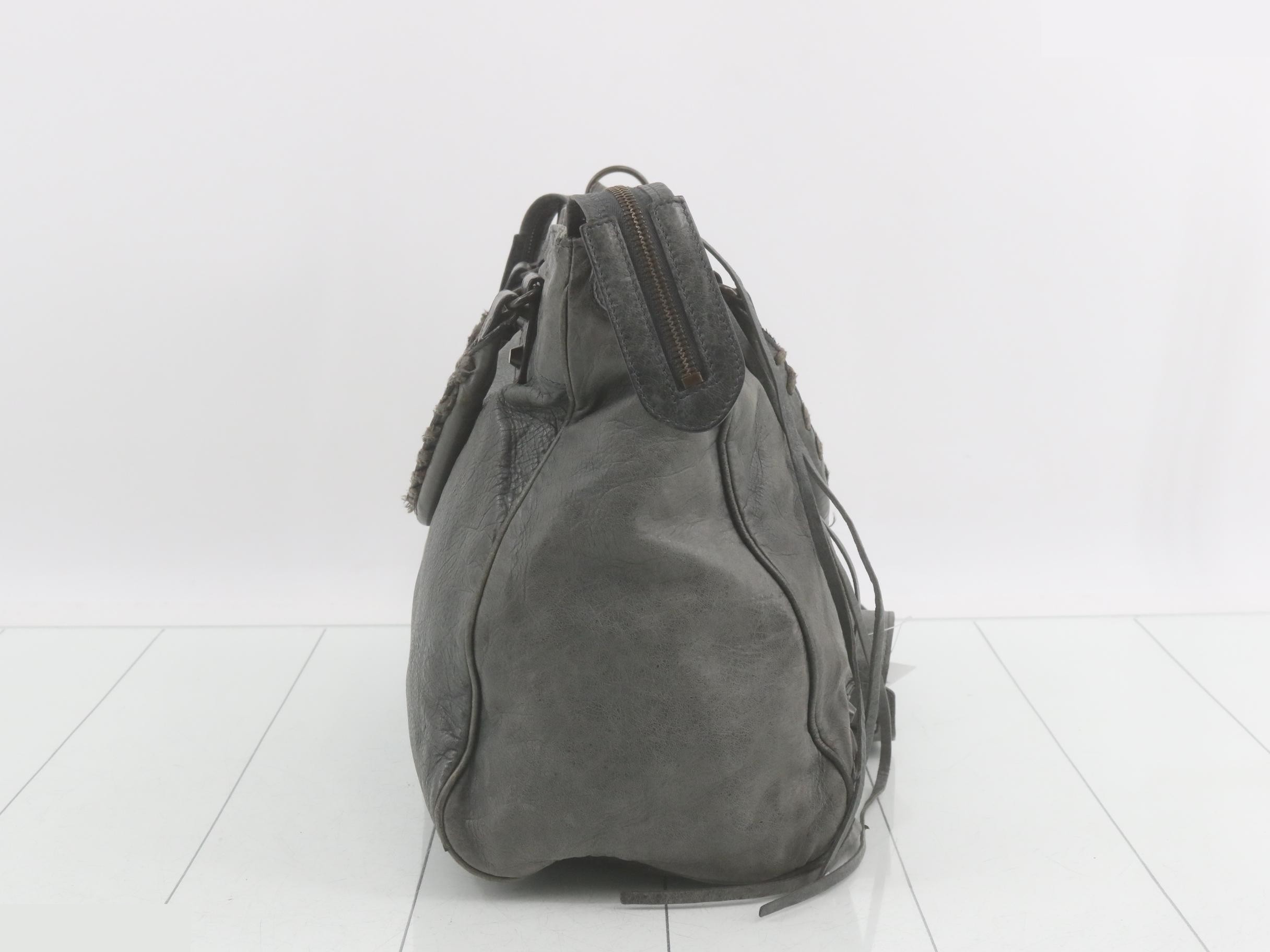 The City Shoulder Bag (2-Way) — view 4