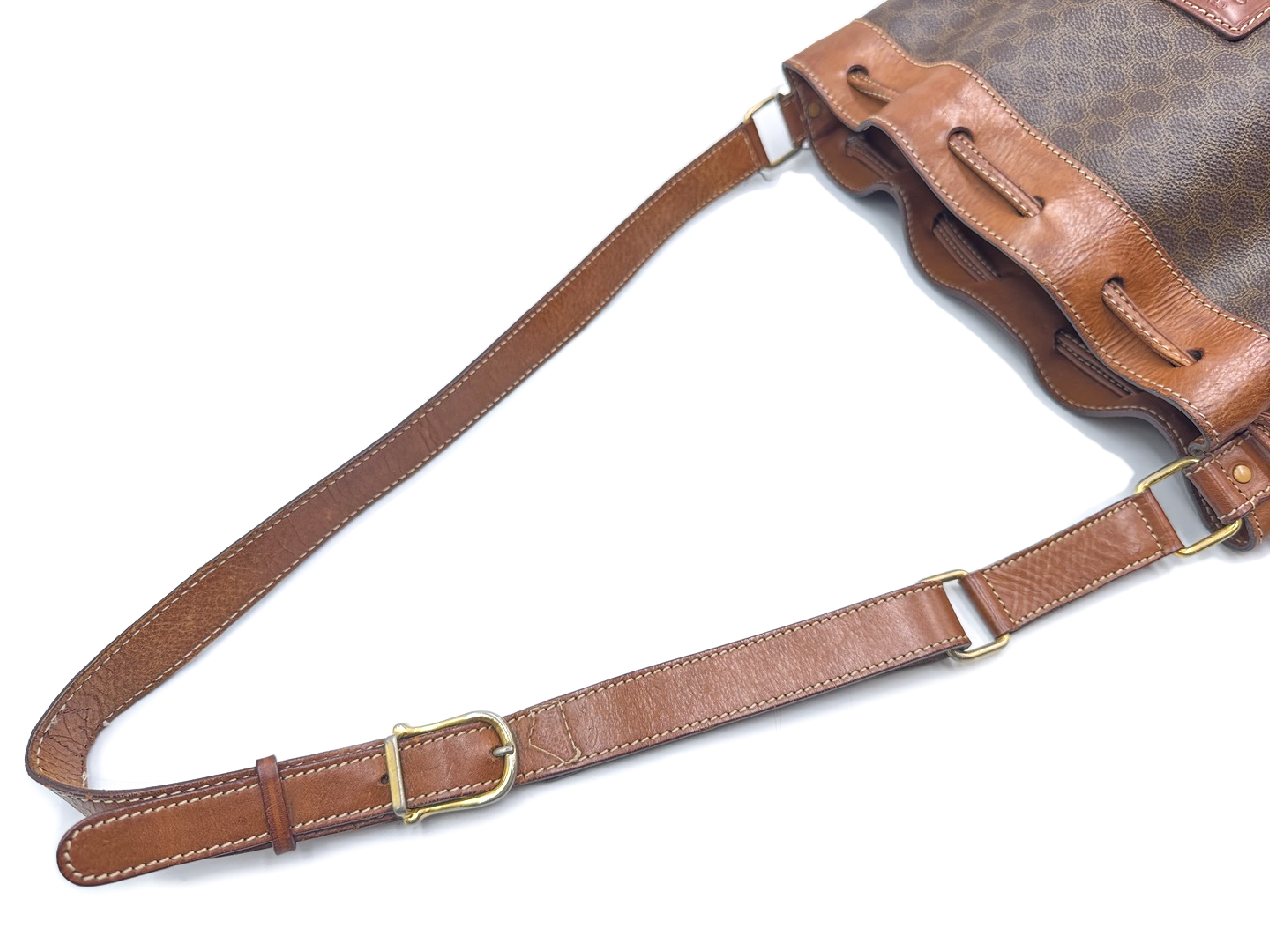 Macadam Pattern Drawstring Shoulder Bag Leather Shoulder Bag — view 3