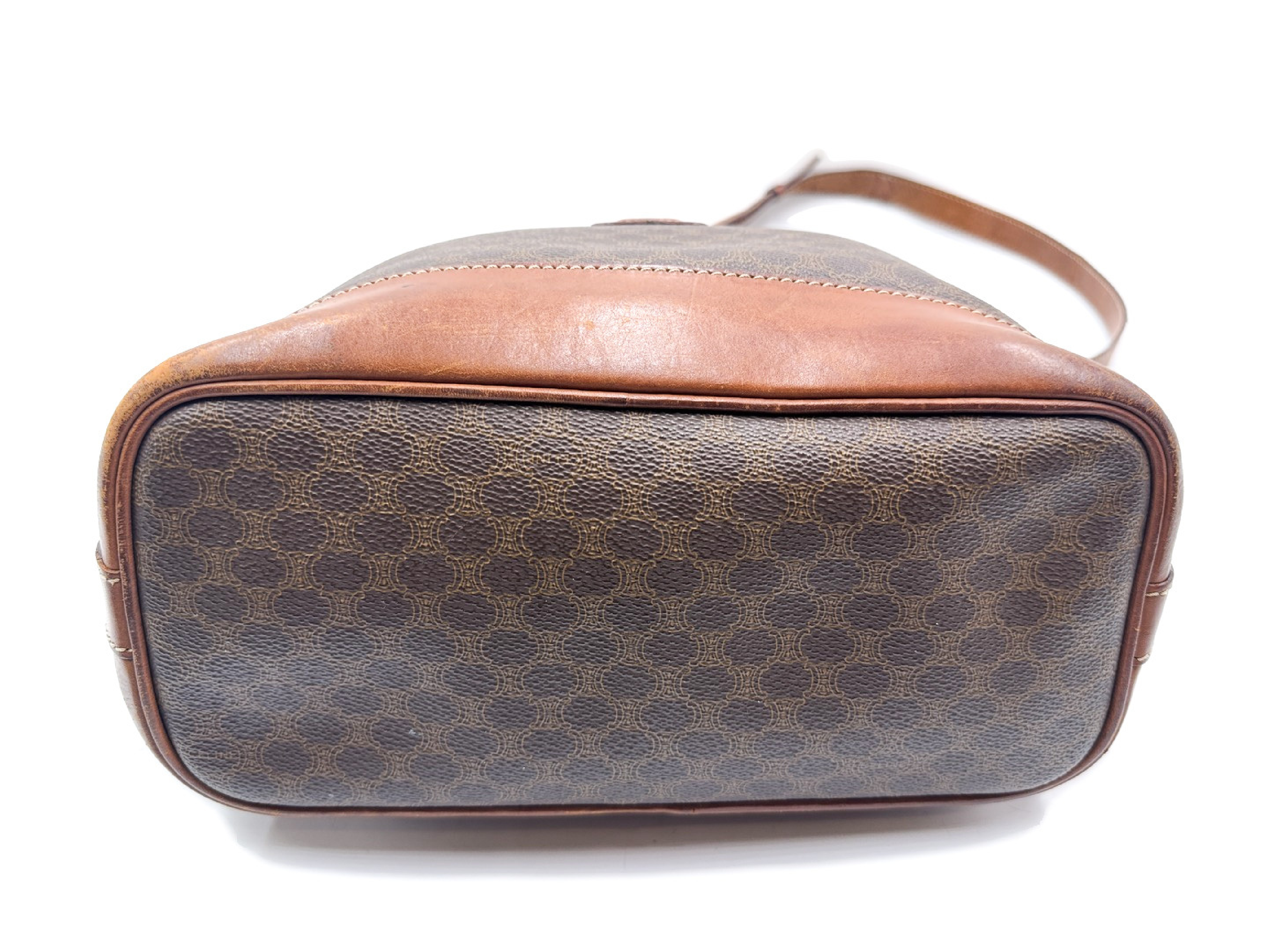 Macadam Pattern Drawstring Shoulder Bag Leather Shoulder Bag — view 6
