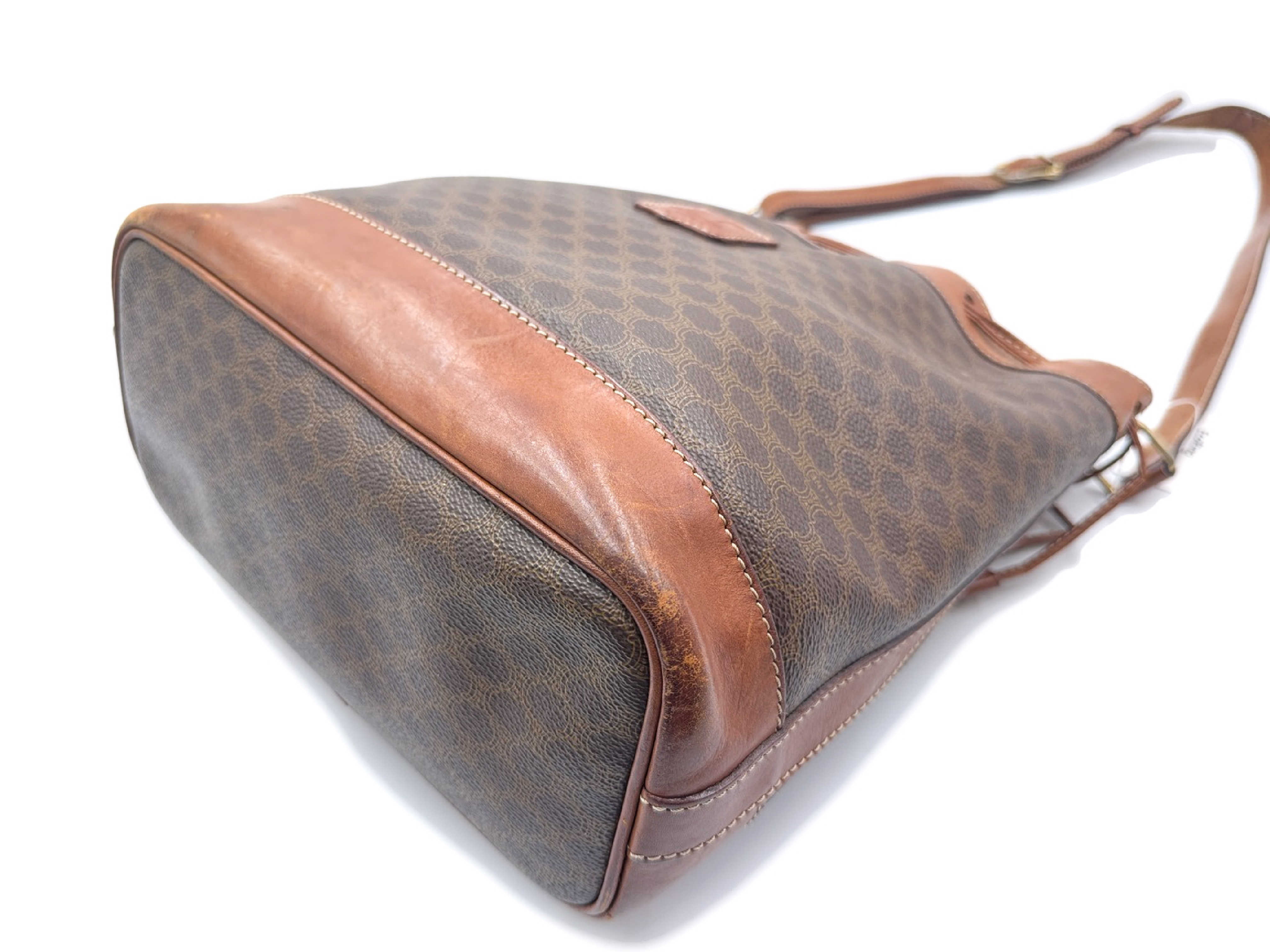 Macadam Pattern Drawstring Shoulder Bag Leather Shoulder Bag — view 8