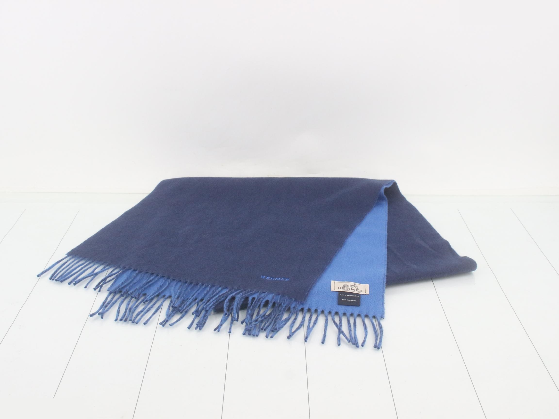 scarf — view 2