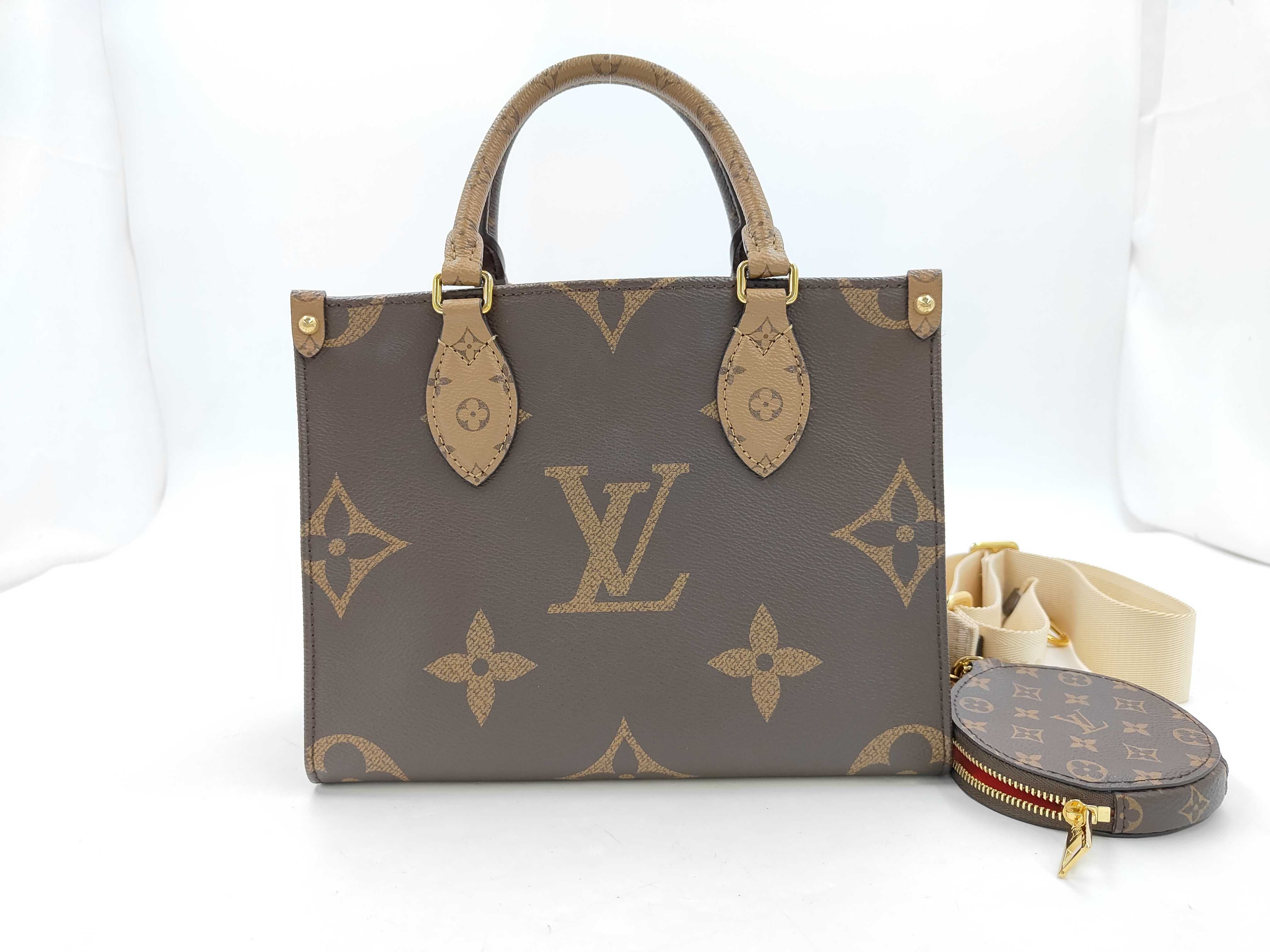 LV Monogram Giant Reverse OnTheGo PM M46373 RFID Handbag