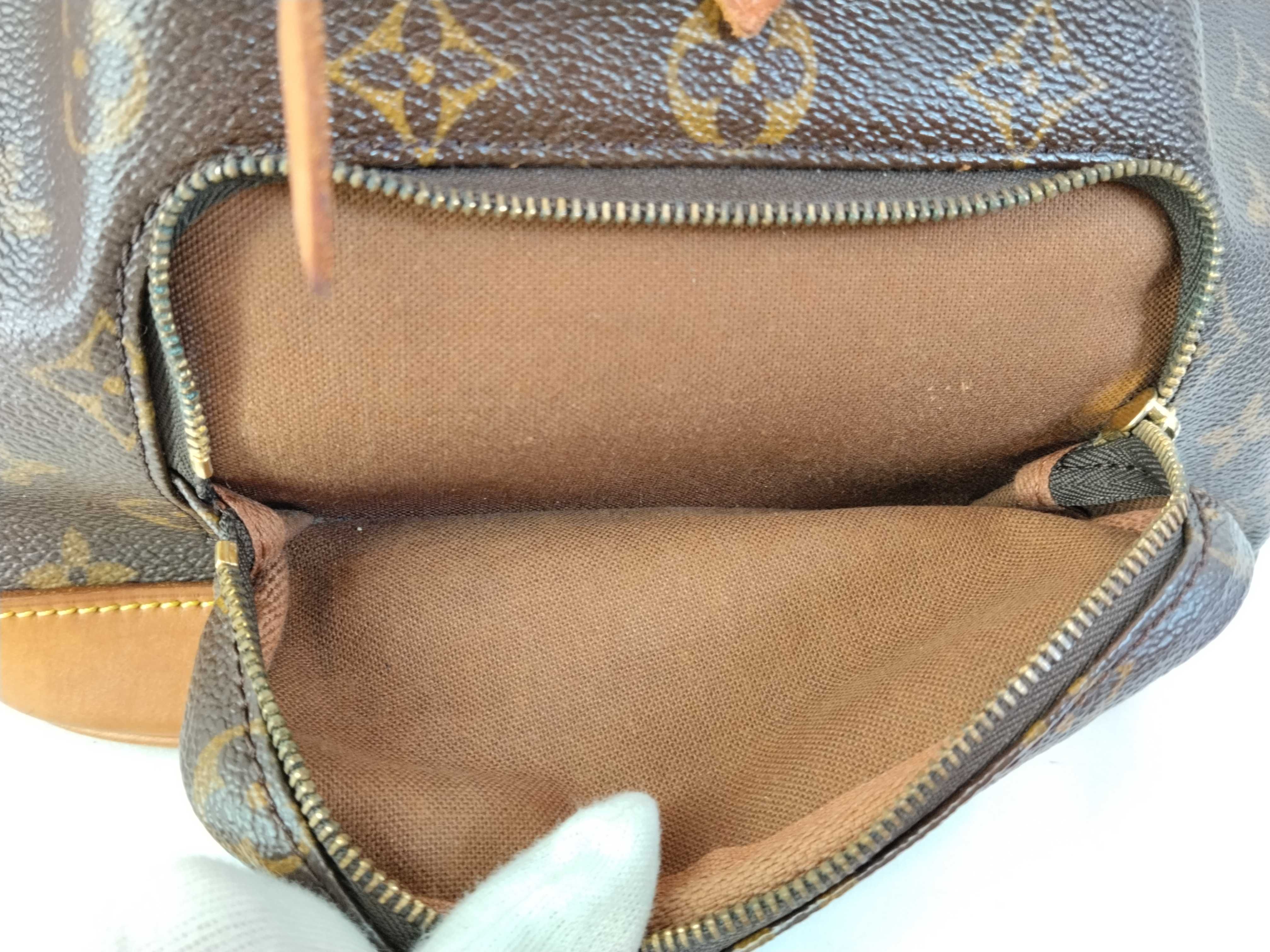 Monogram Louis Vuitton Monogram Montsouris MM M51136 Backpack with Pouch — view 13