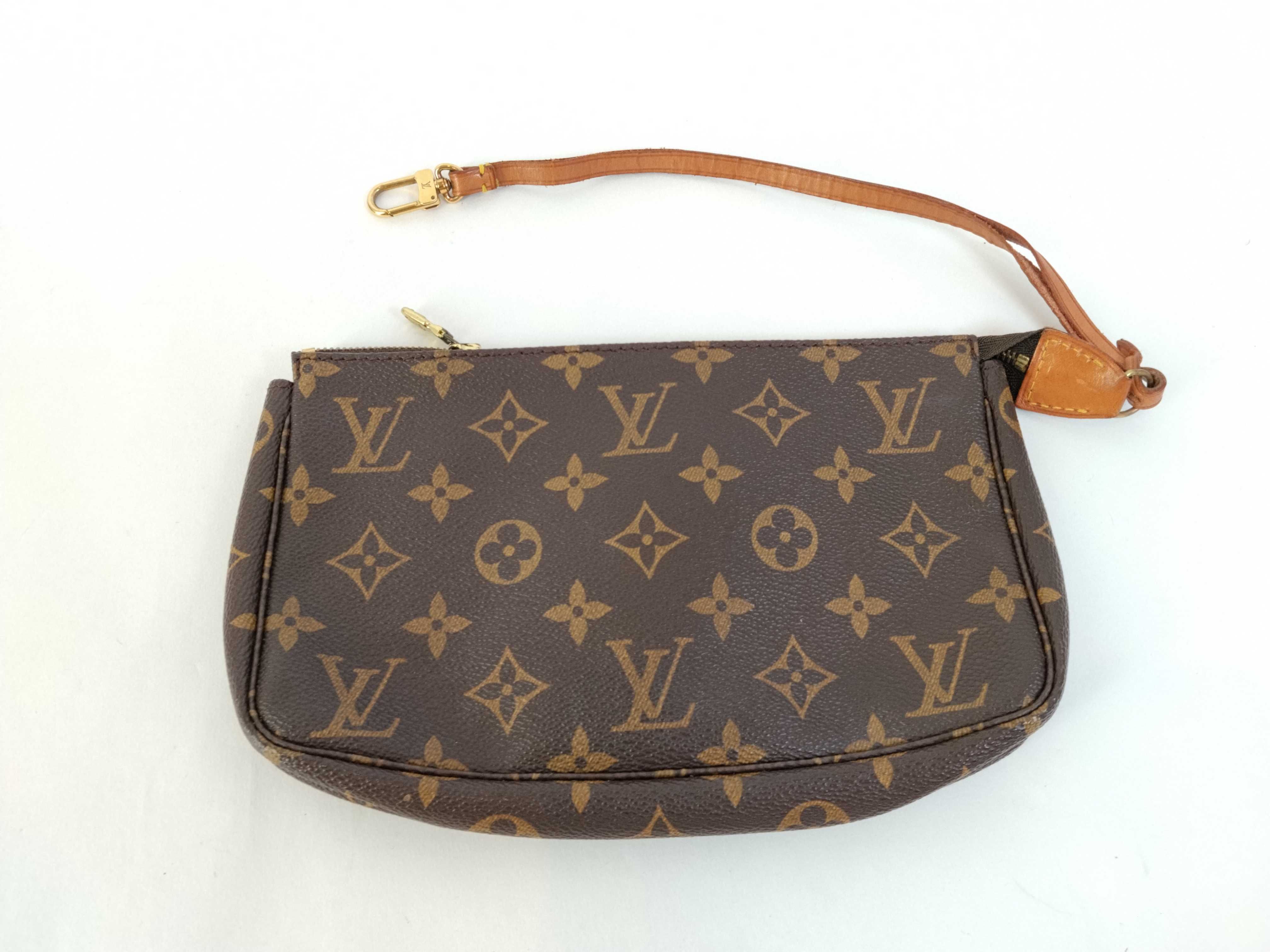 Monogram Louis Vuitton Monogram Montsouris MM M51136 Backpack with Pouch — view 14