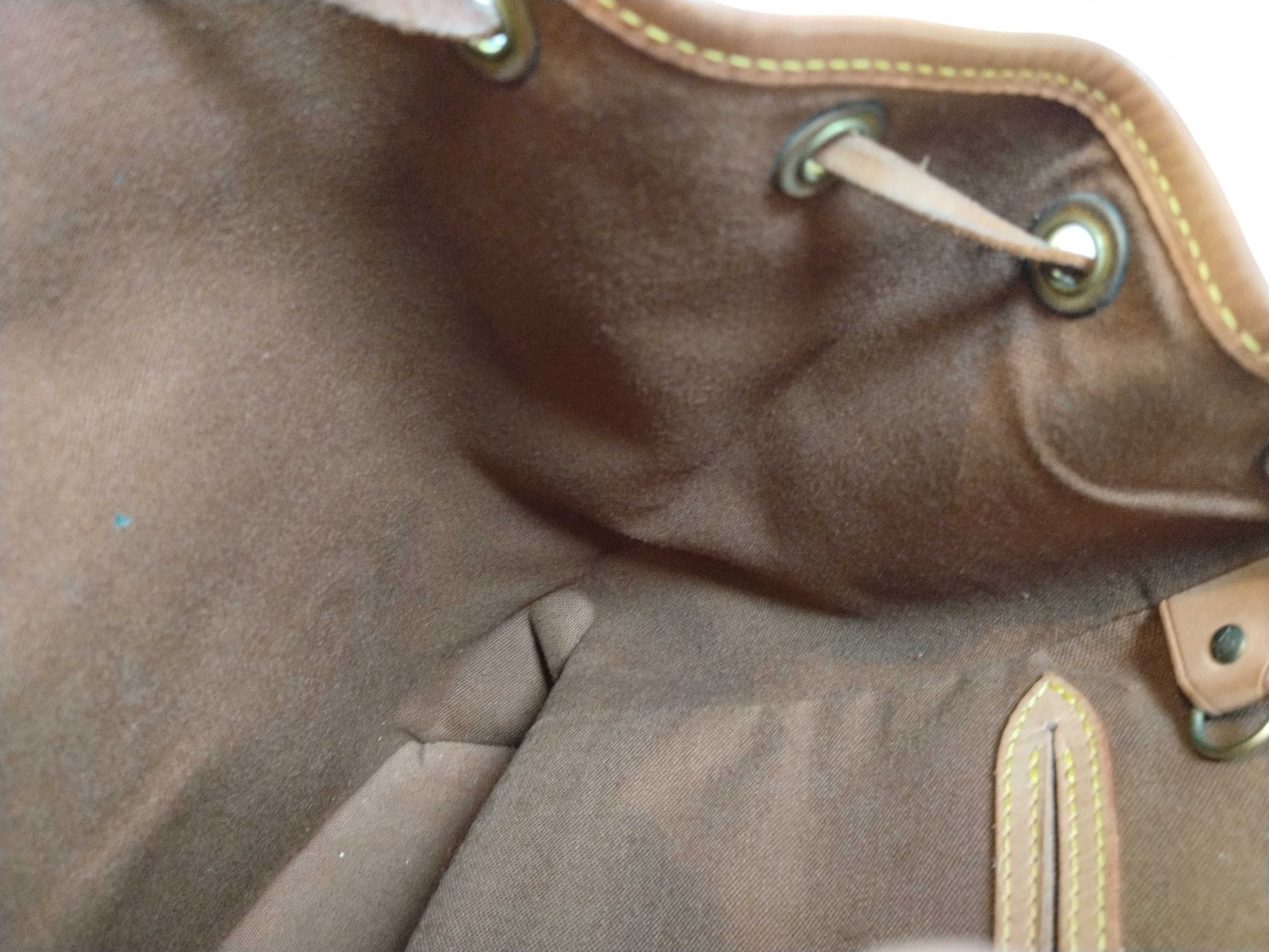 Monogram Louis Vuitton Monogram Montsouris MM M51136 Backpack with Pouch — view 10