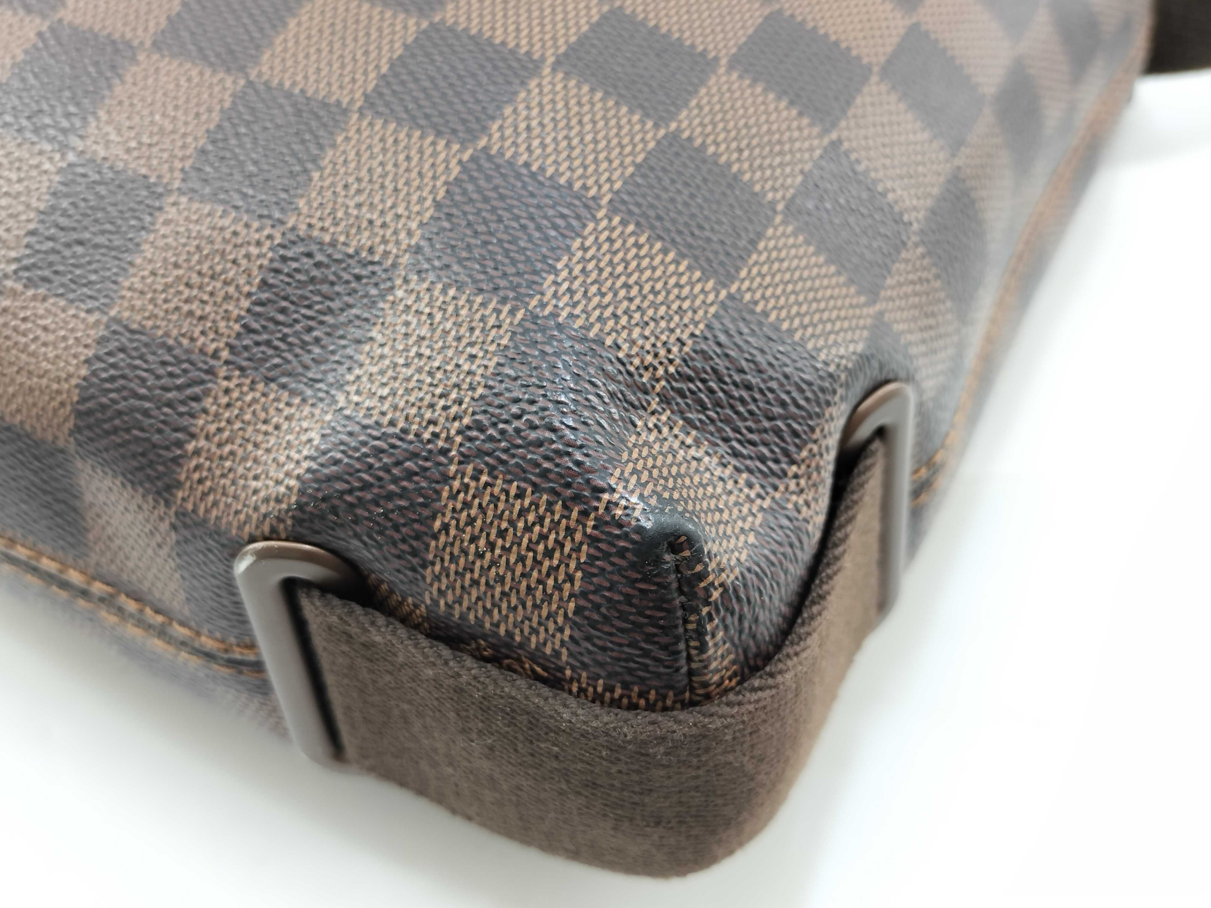 Damier Louis Vuitton Damier Shoulder Bag Brooklyn PM N51210 Shoulder Bag — view 5