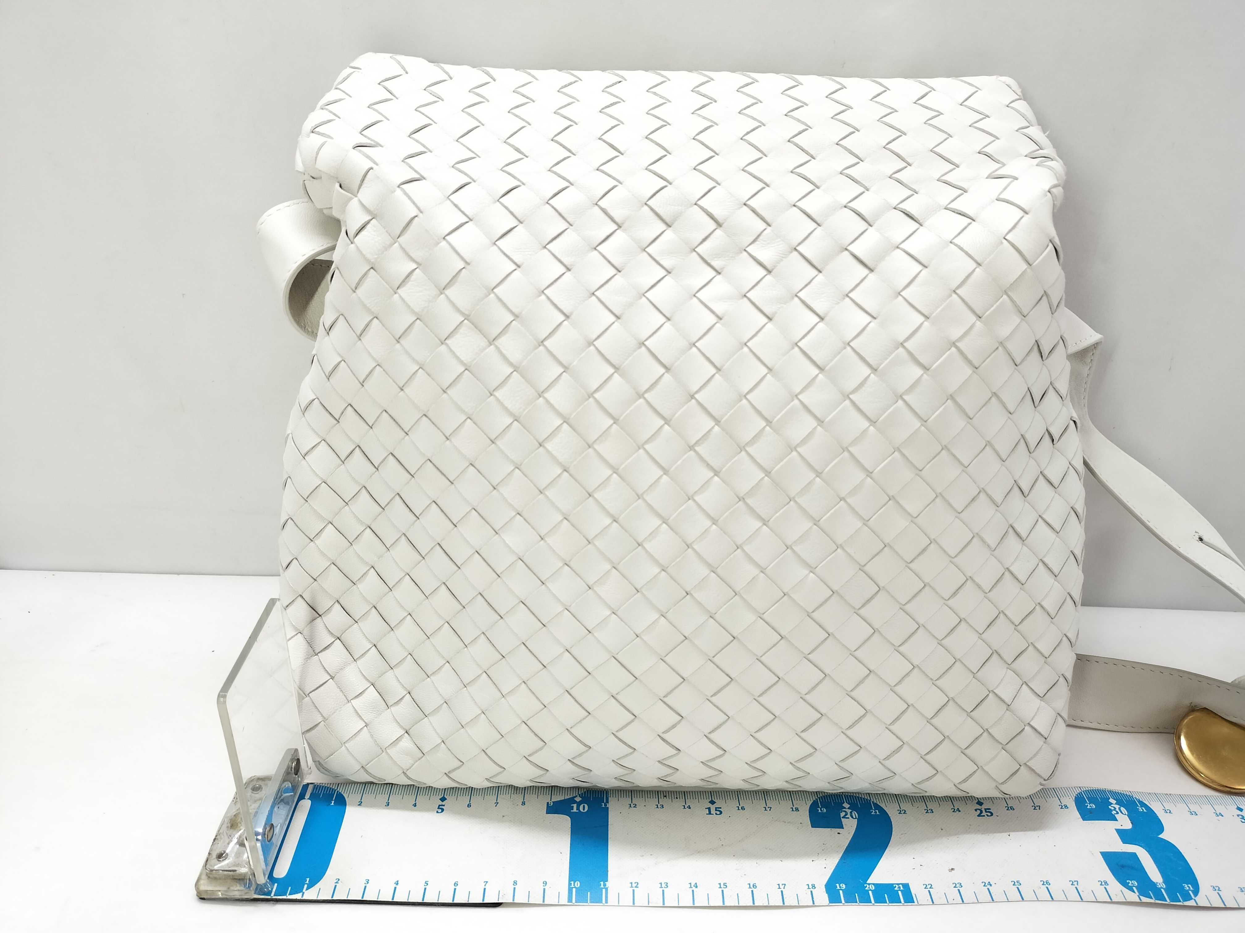 Intrecciato Bottega Shoulder Bag — view 2