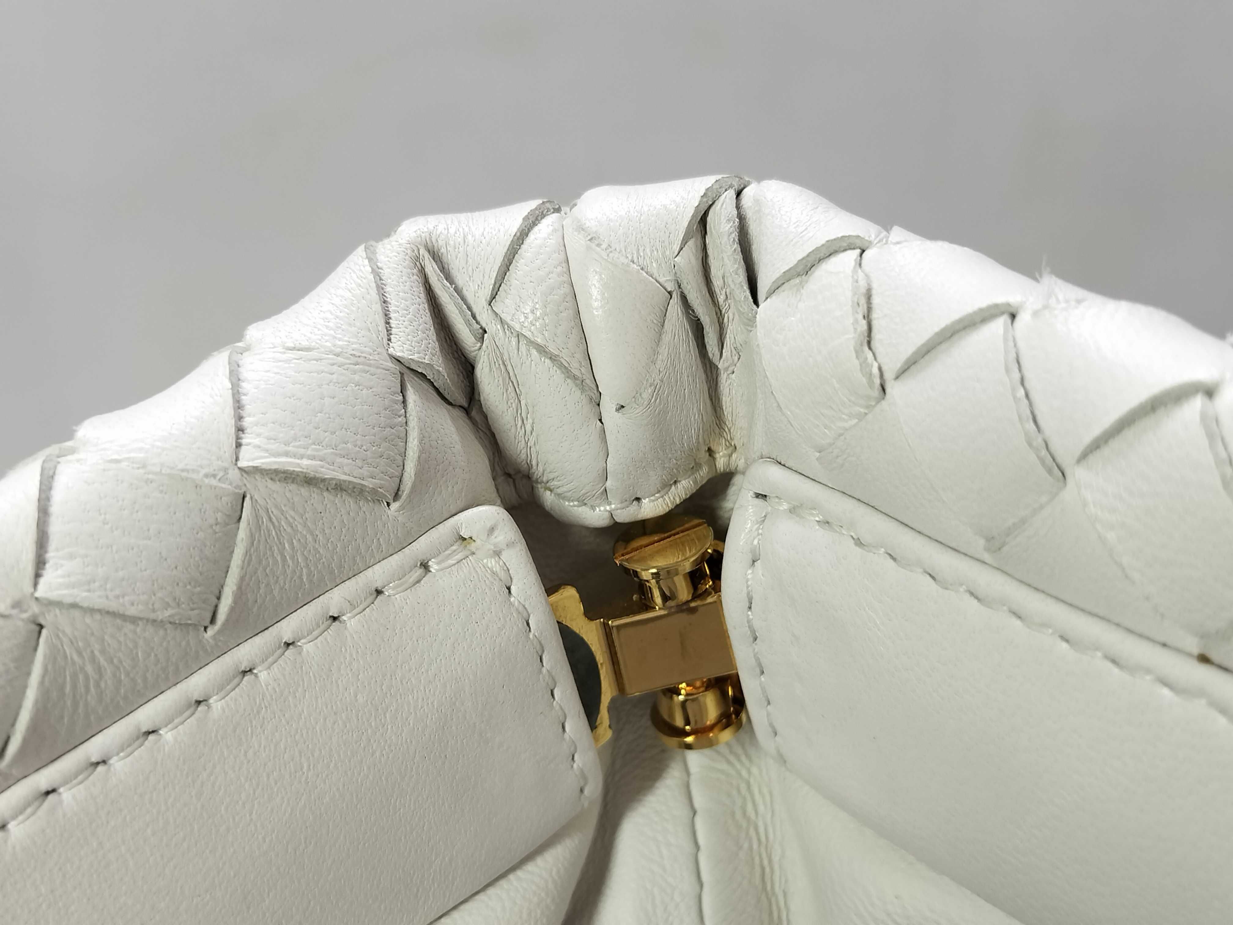 Intrecciato Bottega Shoulder Bag — view 12