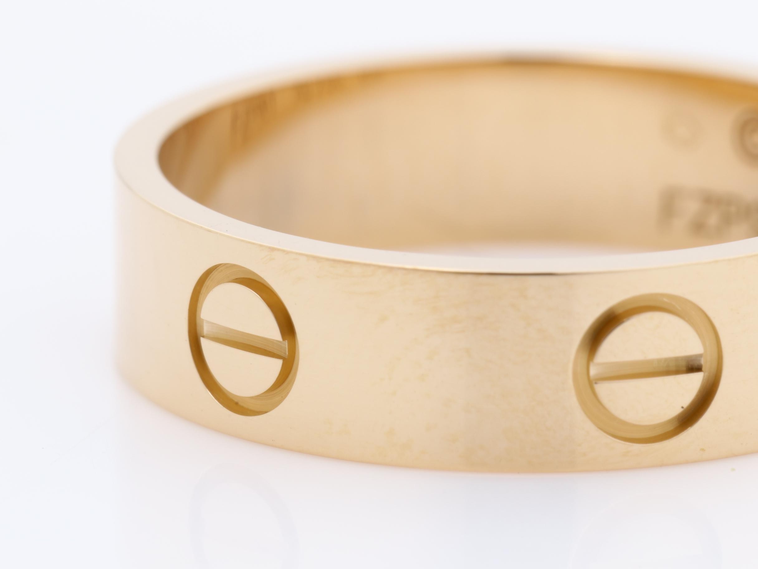 Au750PG Love Ring, size 59, 6.1g, approximately 5.5mm wide. — view 3
