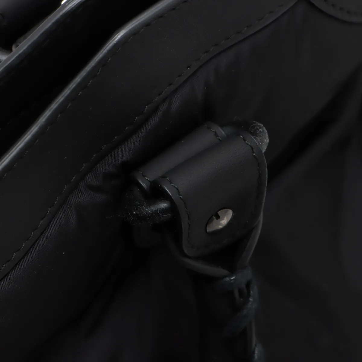 The City Nylon x Leather 2WAY Handbag Black 115748 with Mirror — view 14