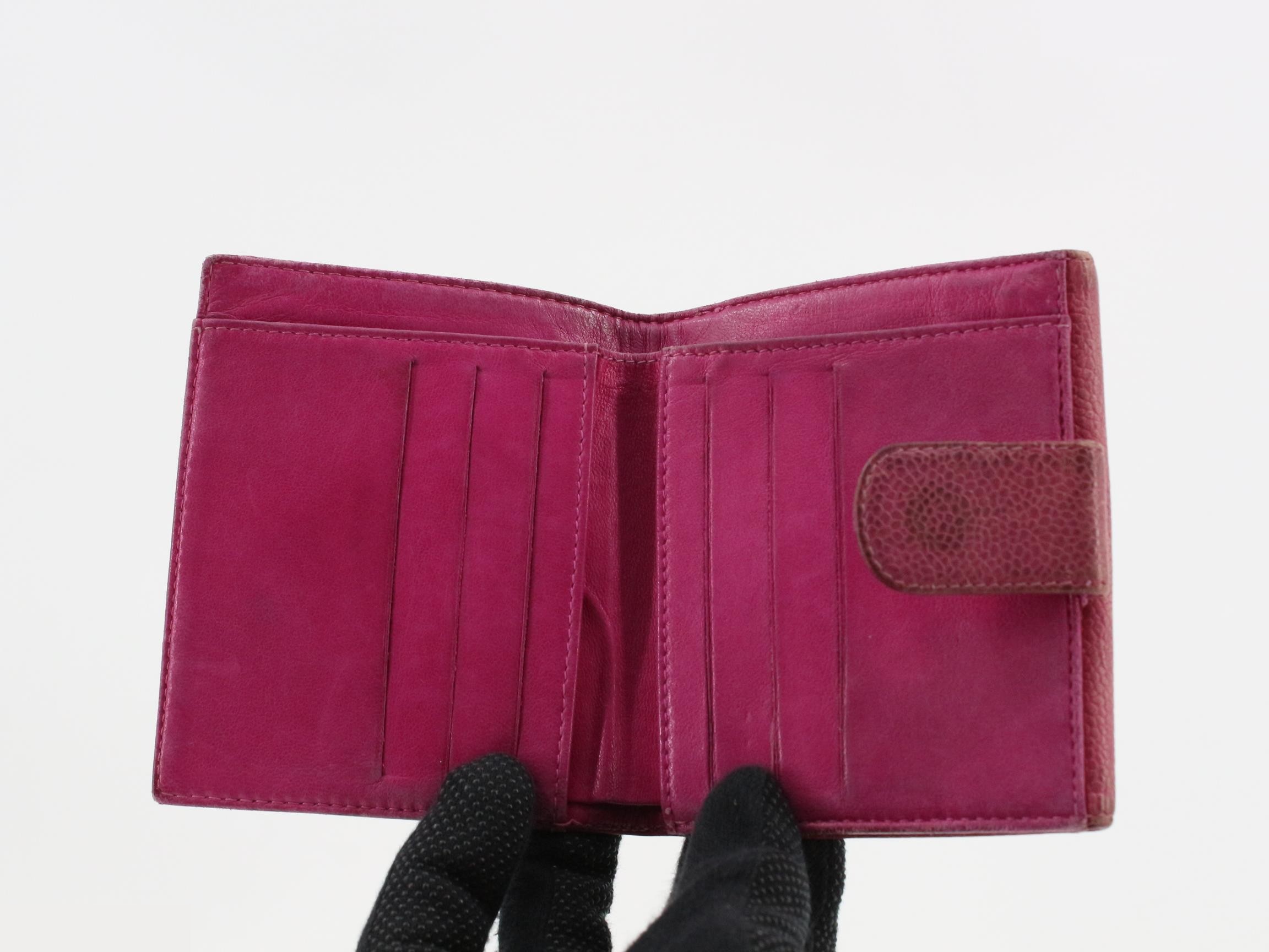 Caviar leather bi-fold wallet with Coco mark — view 4