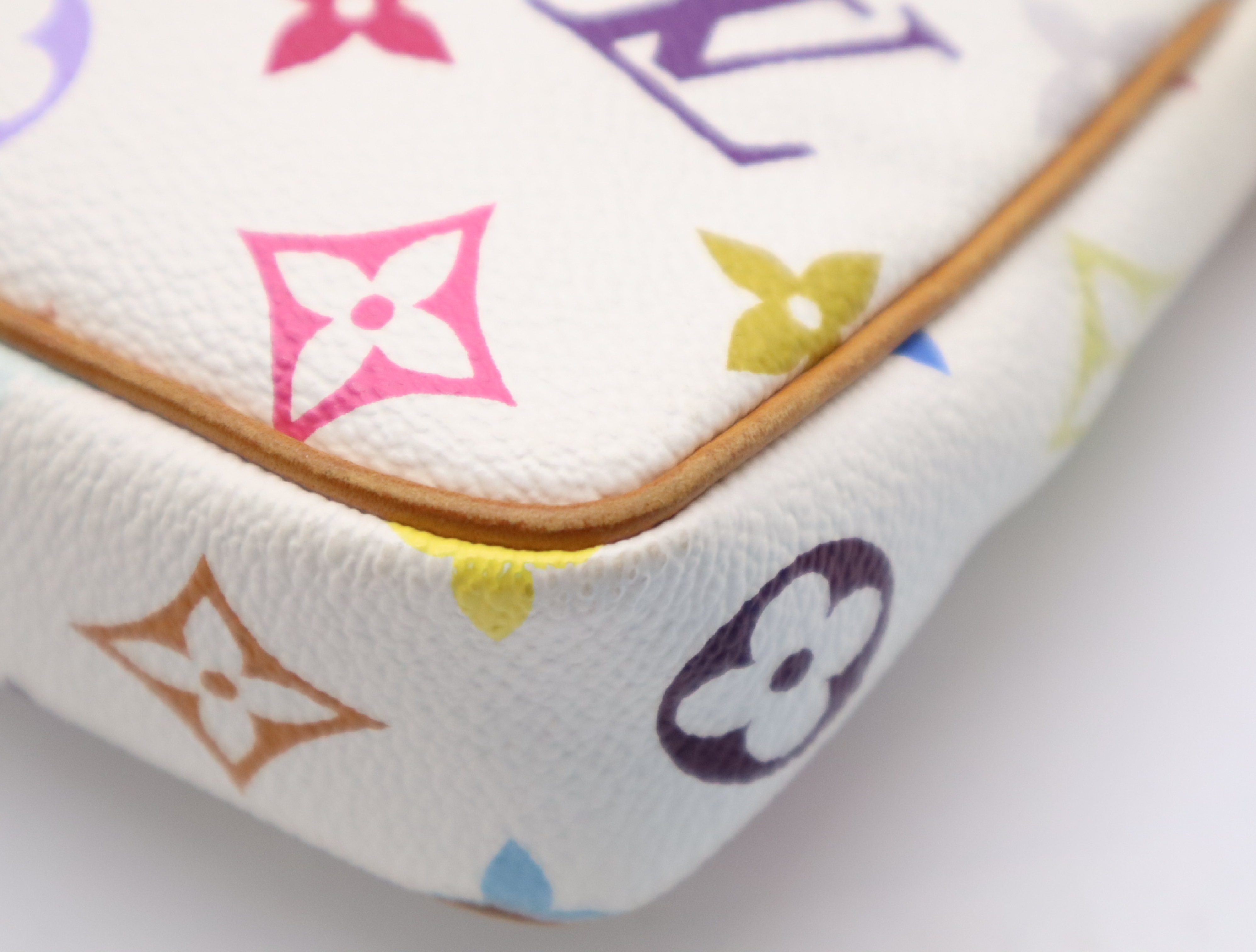 M92649 Multicolor Pochette Accessoires Blanc (with dust bag and box) — view 7