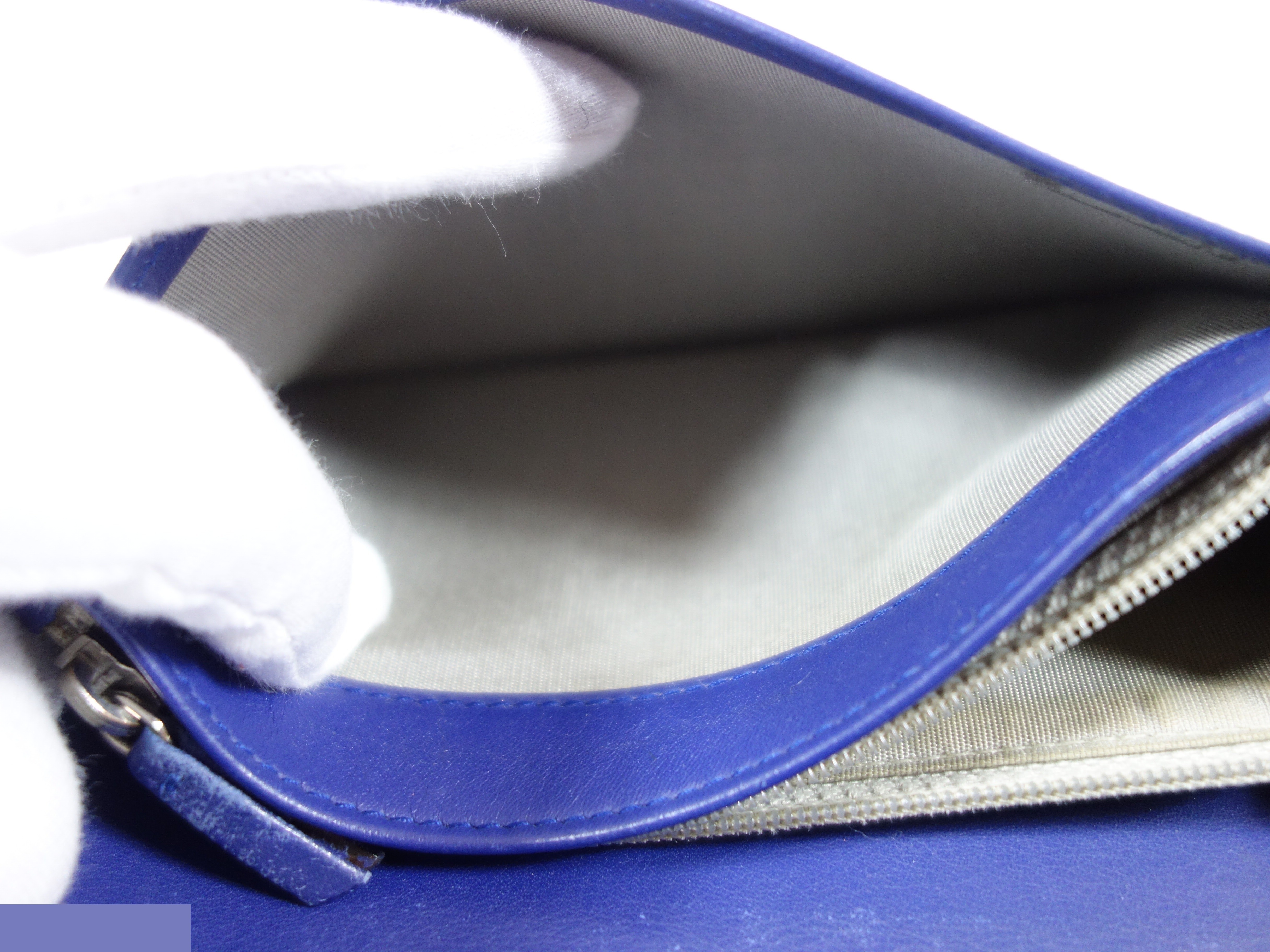 Matelassé (bags) and wallets — view 8