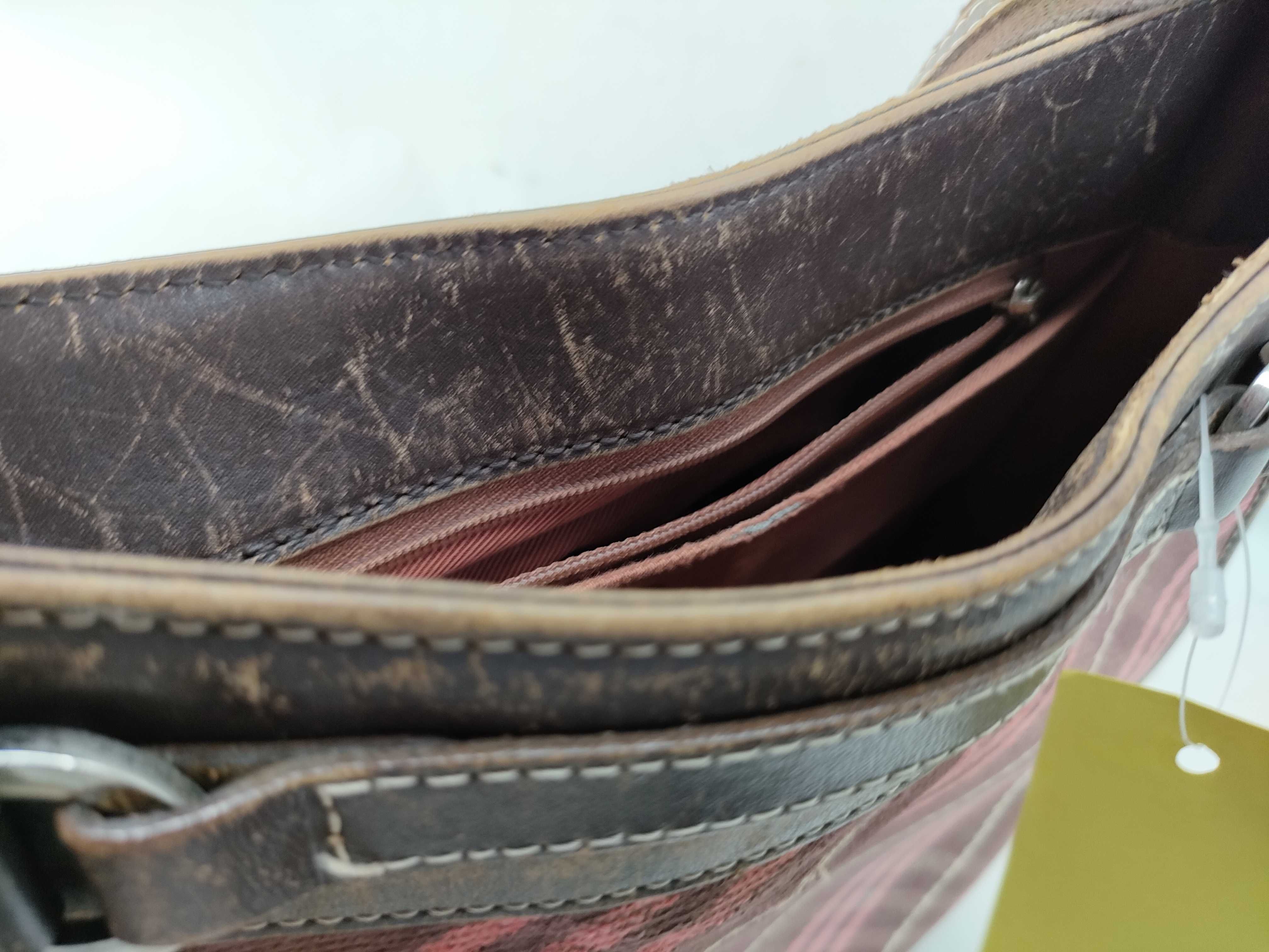 Blue Label Shoulder Bag — view 13