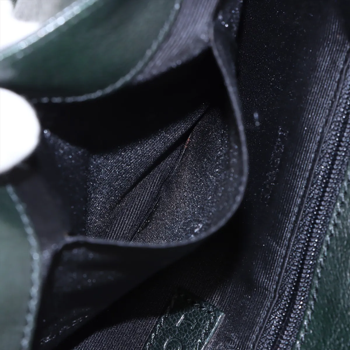 Anagram Leather x Studs Shoulder Bag Green — view 9
