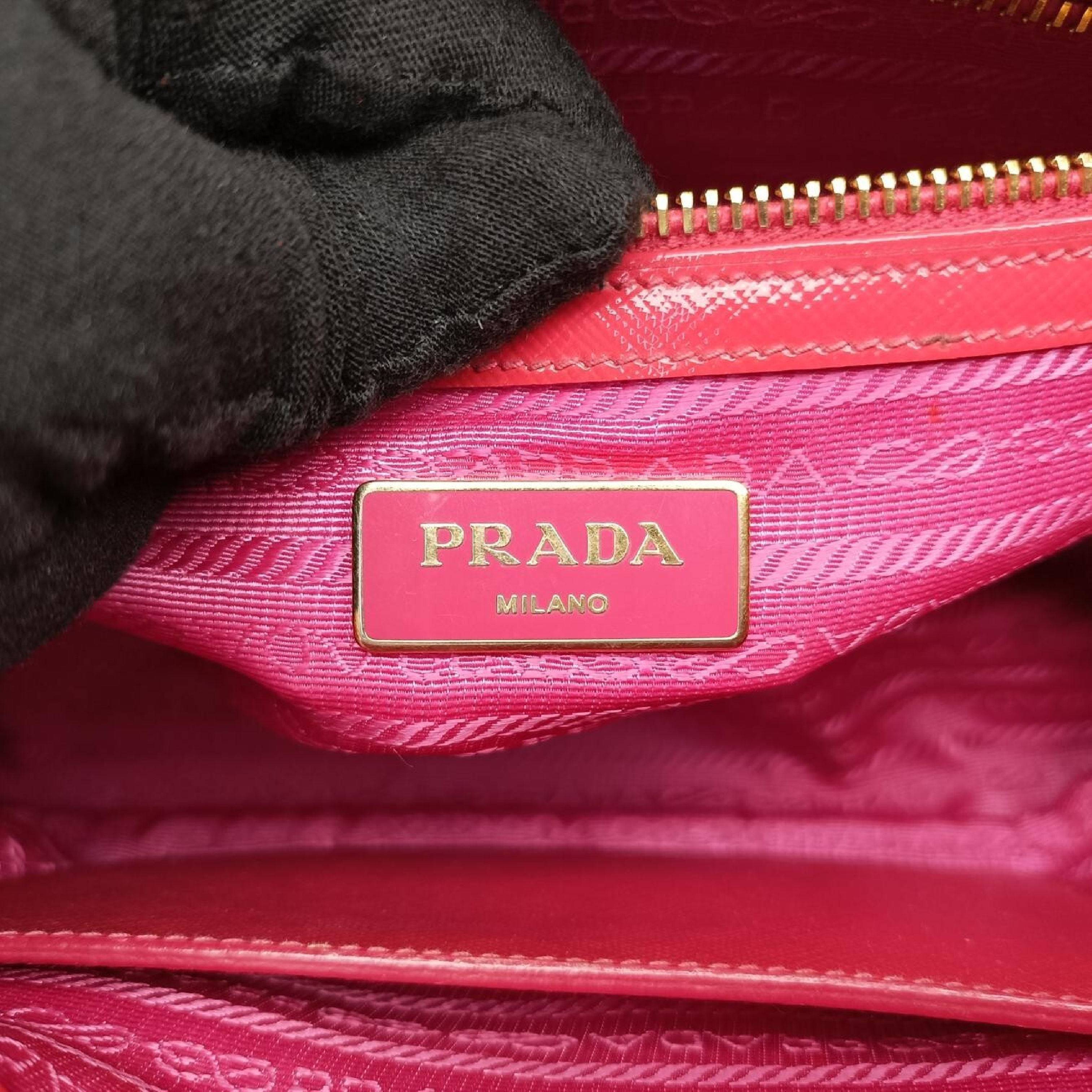 Galleria Red Saffiano Leather Handbag BN1874 117 — view 7