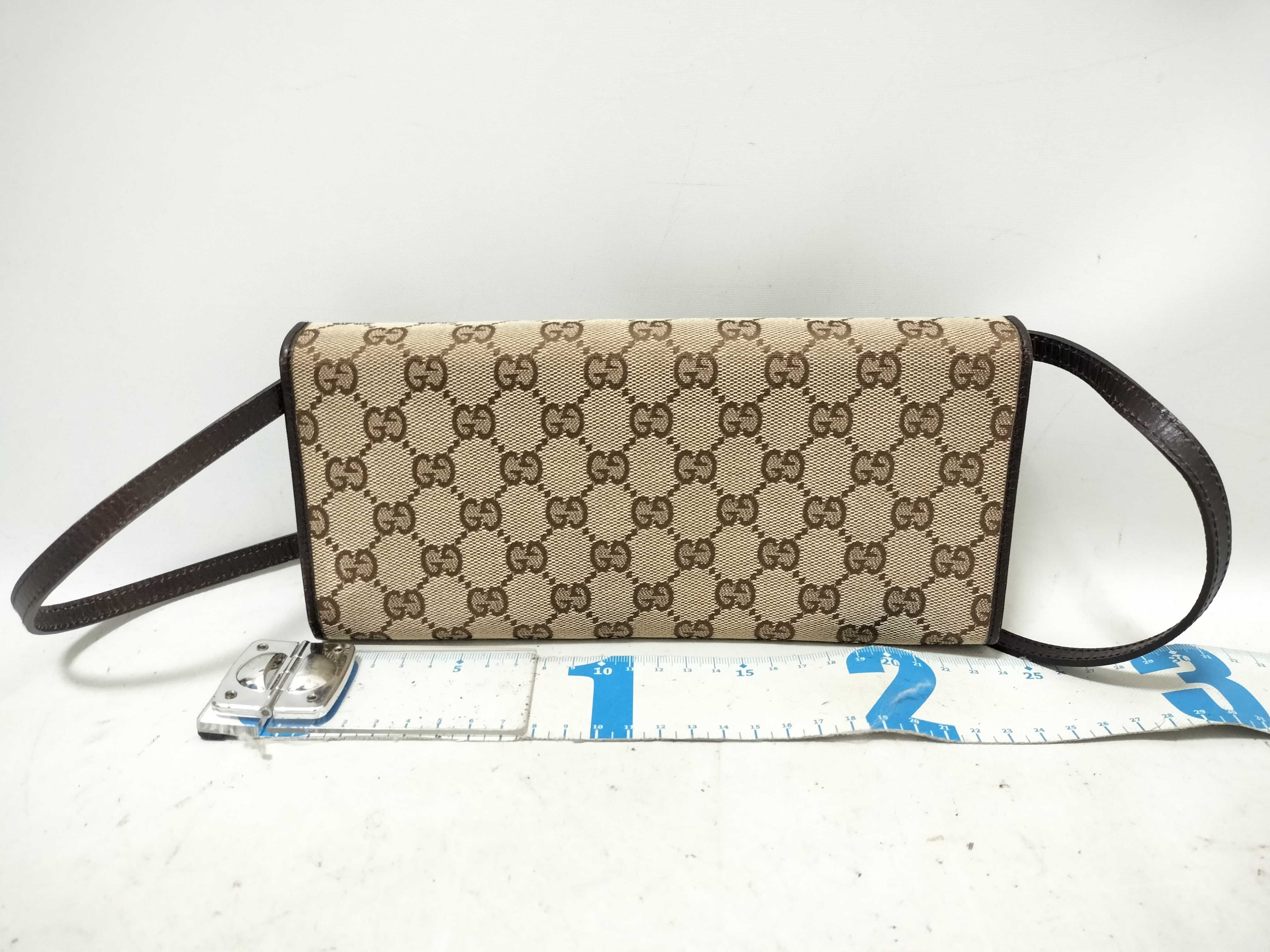 Bamboo GG Canvas 2-Way Clutch Brown Shoulder Bag — view 2