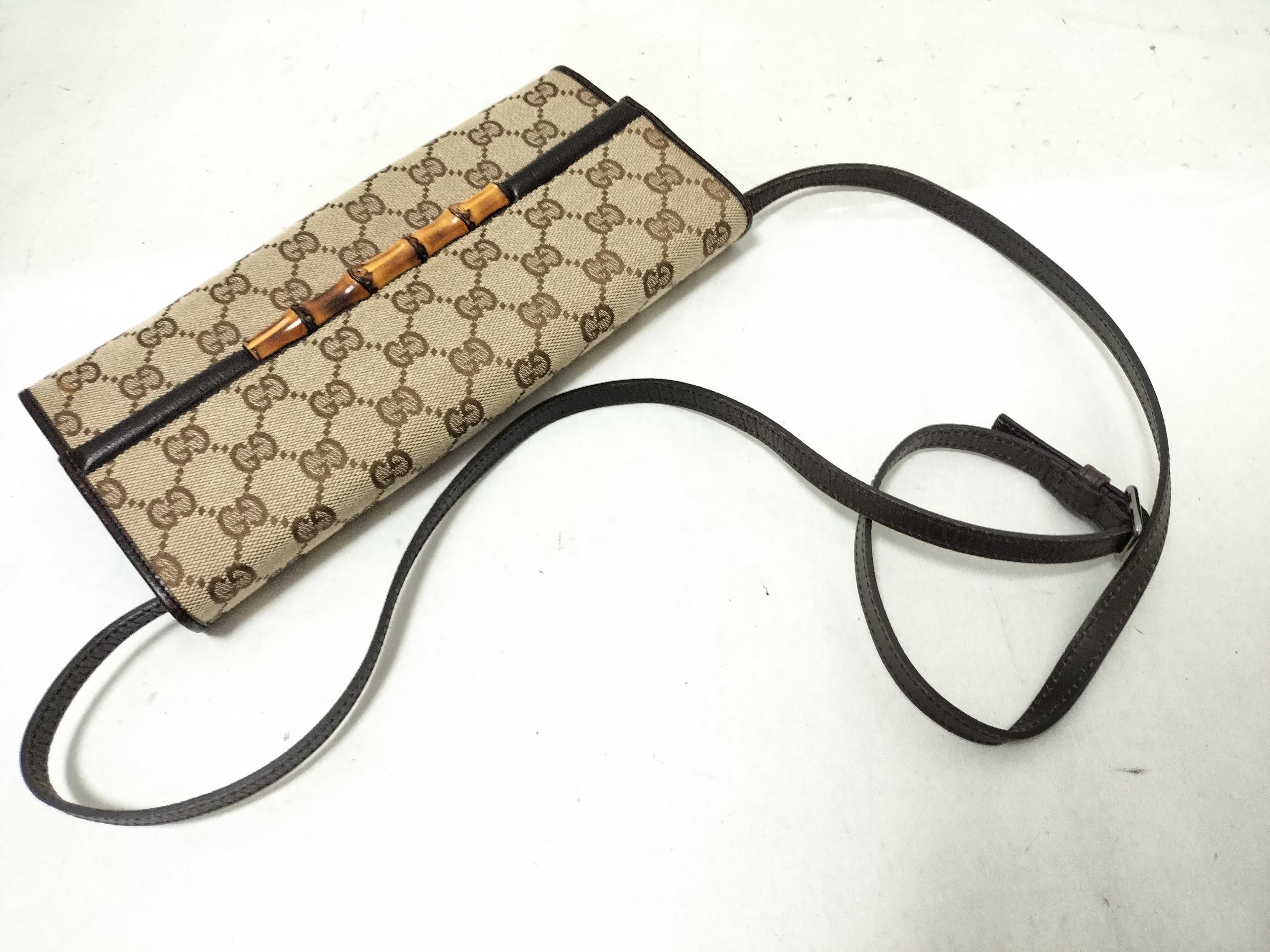 Bamboo GG Canvas 2-Way Clutch Brown Shoulder Bag — view 3
