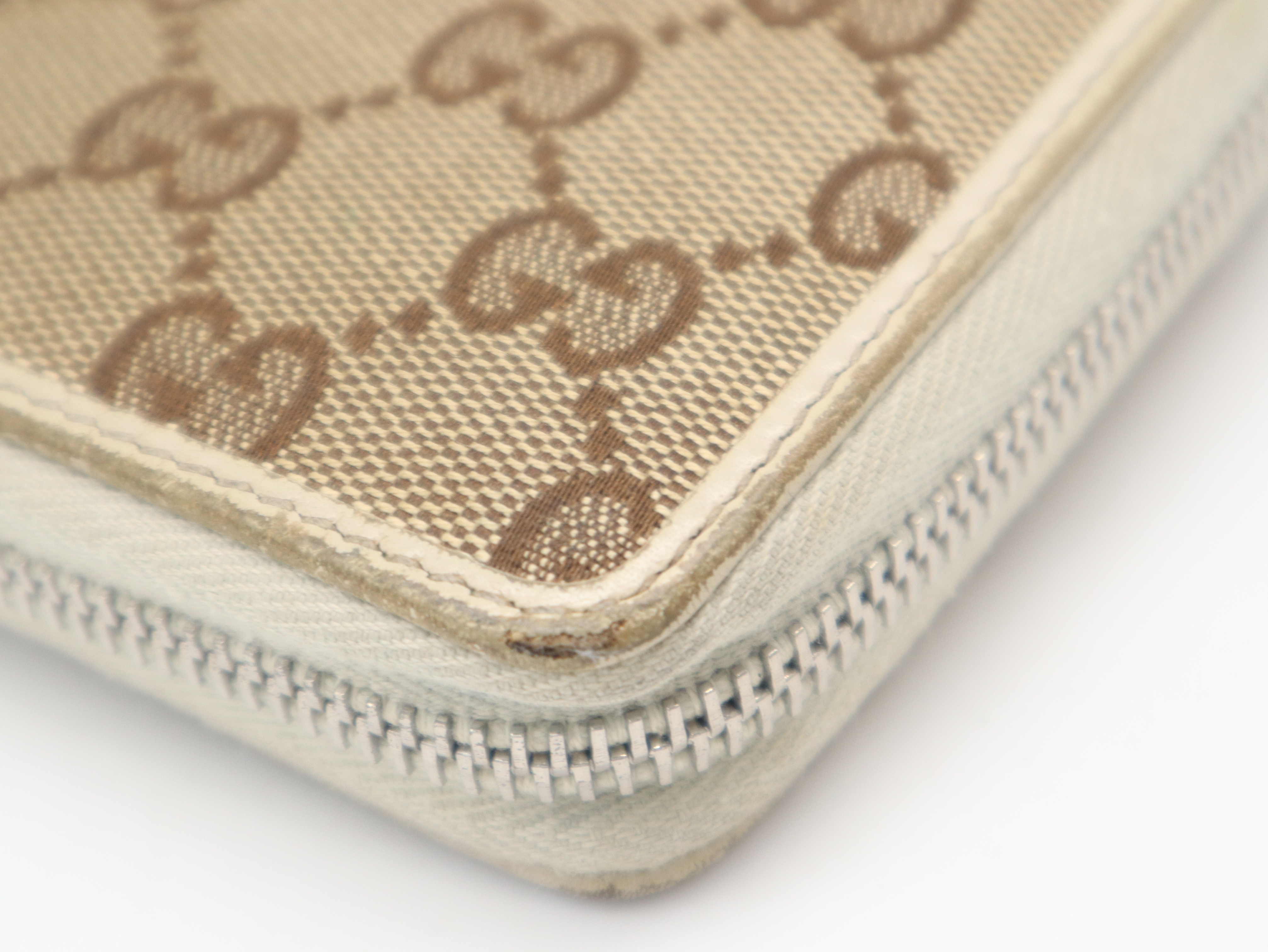 233025GG Canvas Long Wallet — view 9