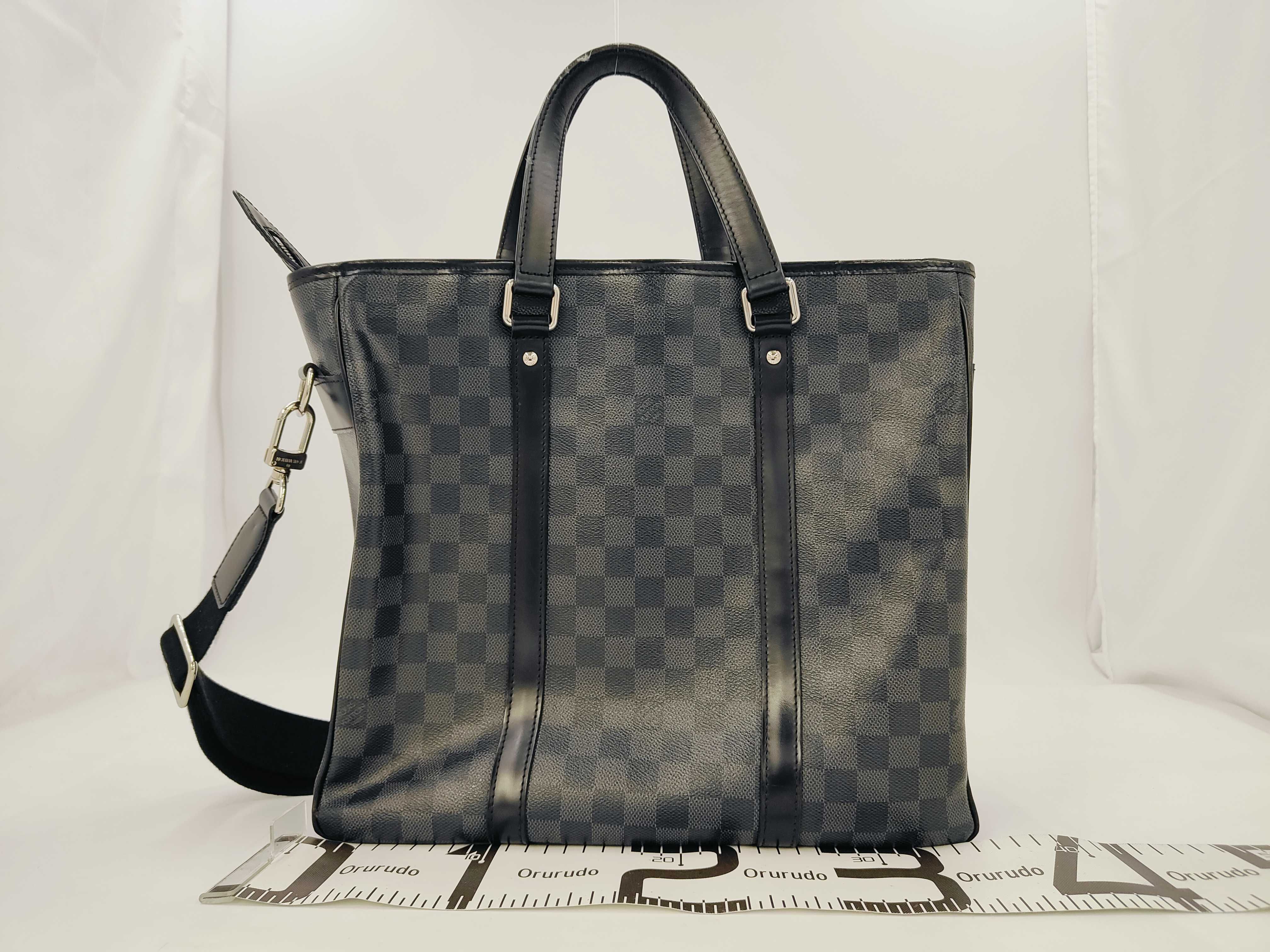 Damier Graphite LOUIS VUITTON Shoulder Bag — view 2