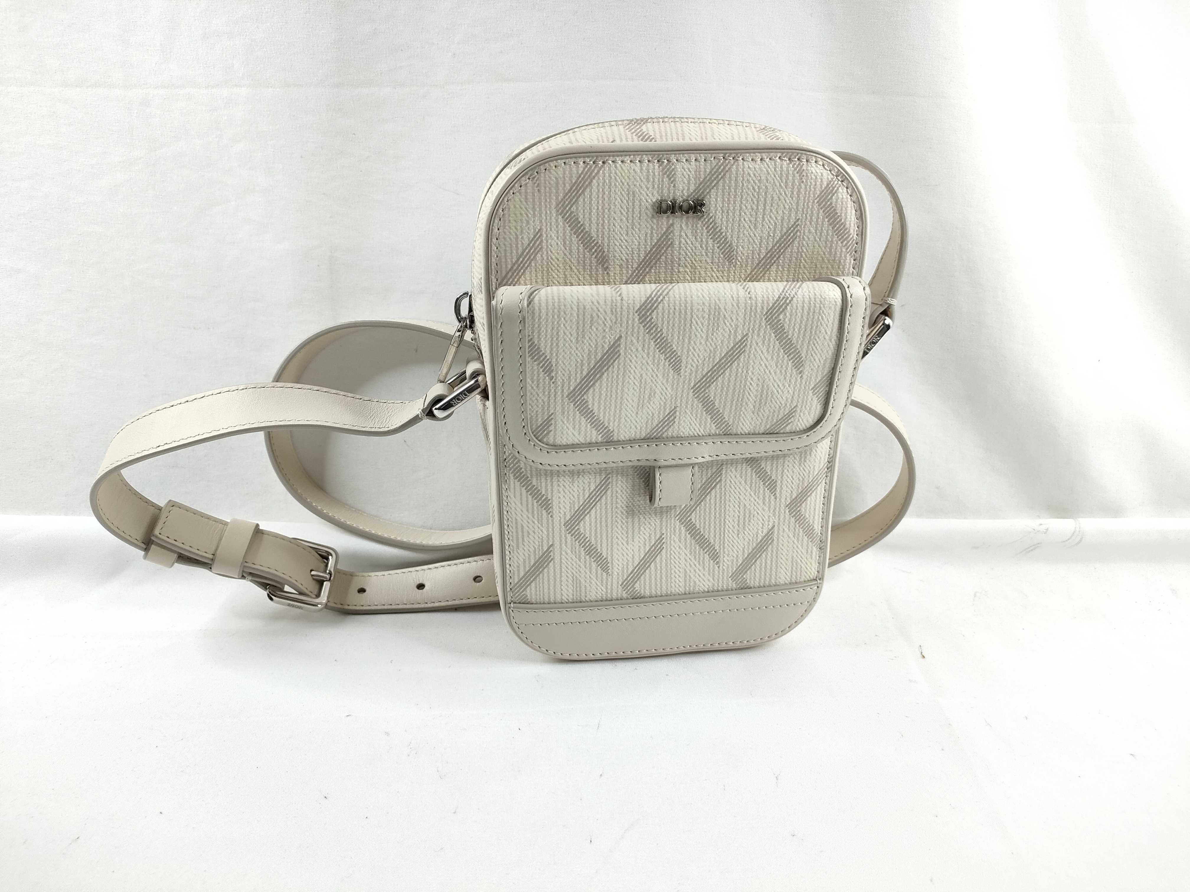 CD Diamond Hit the Road Shoulder Bag