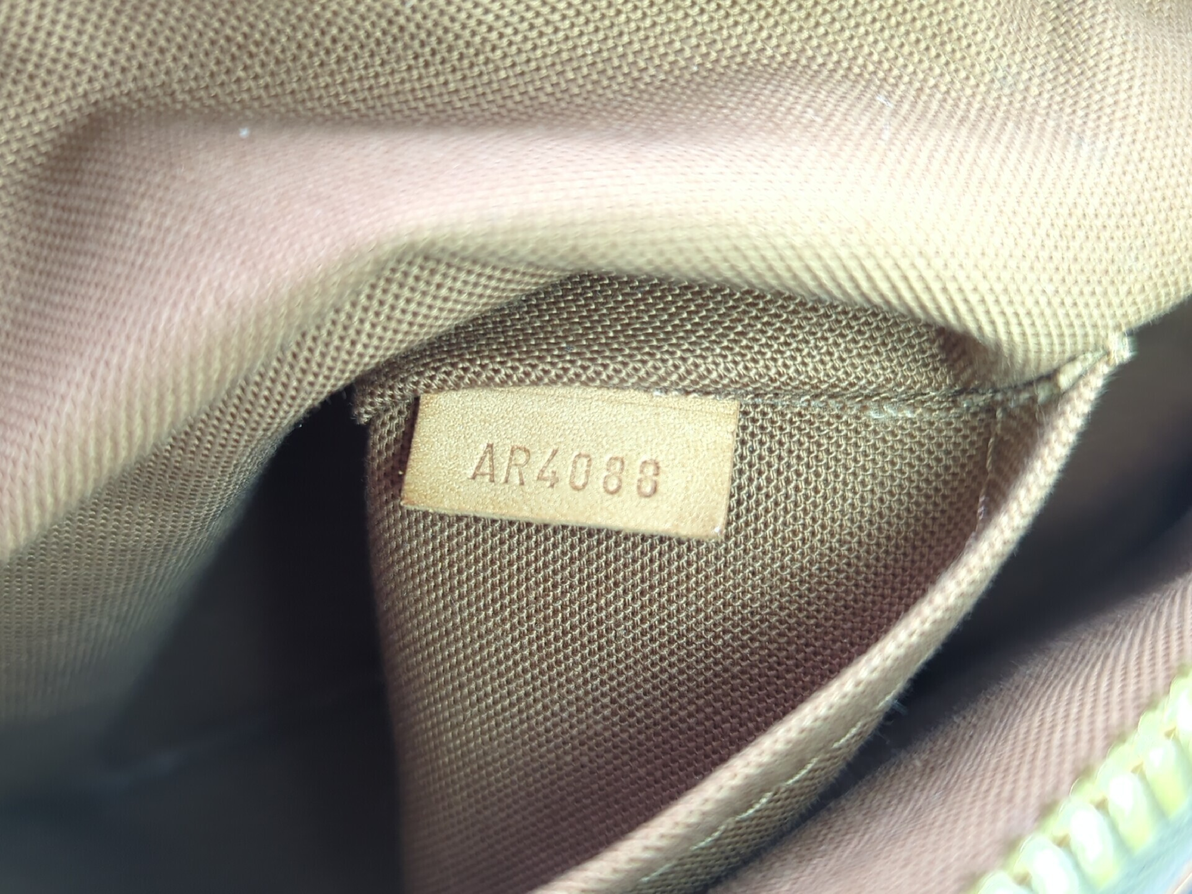 M40143 Monogram Tivoli PM Handbag — view 13