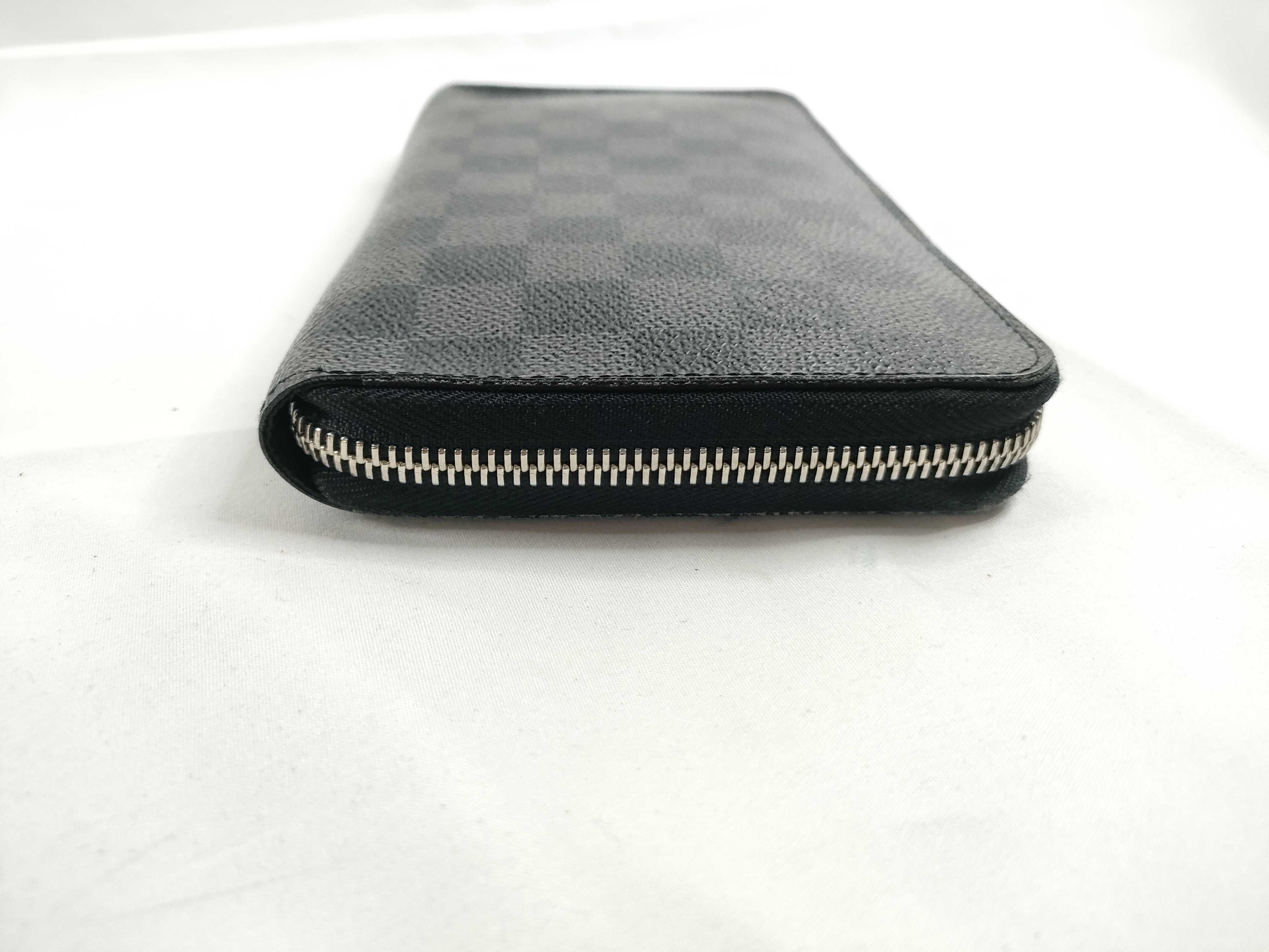 Damier Graphite Zippy Organizer Wallet — view 7