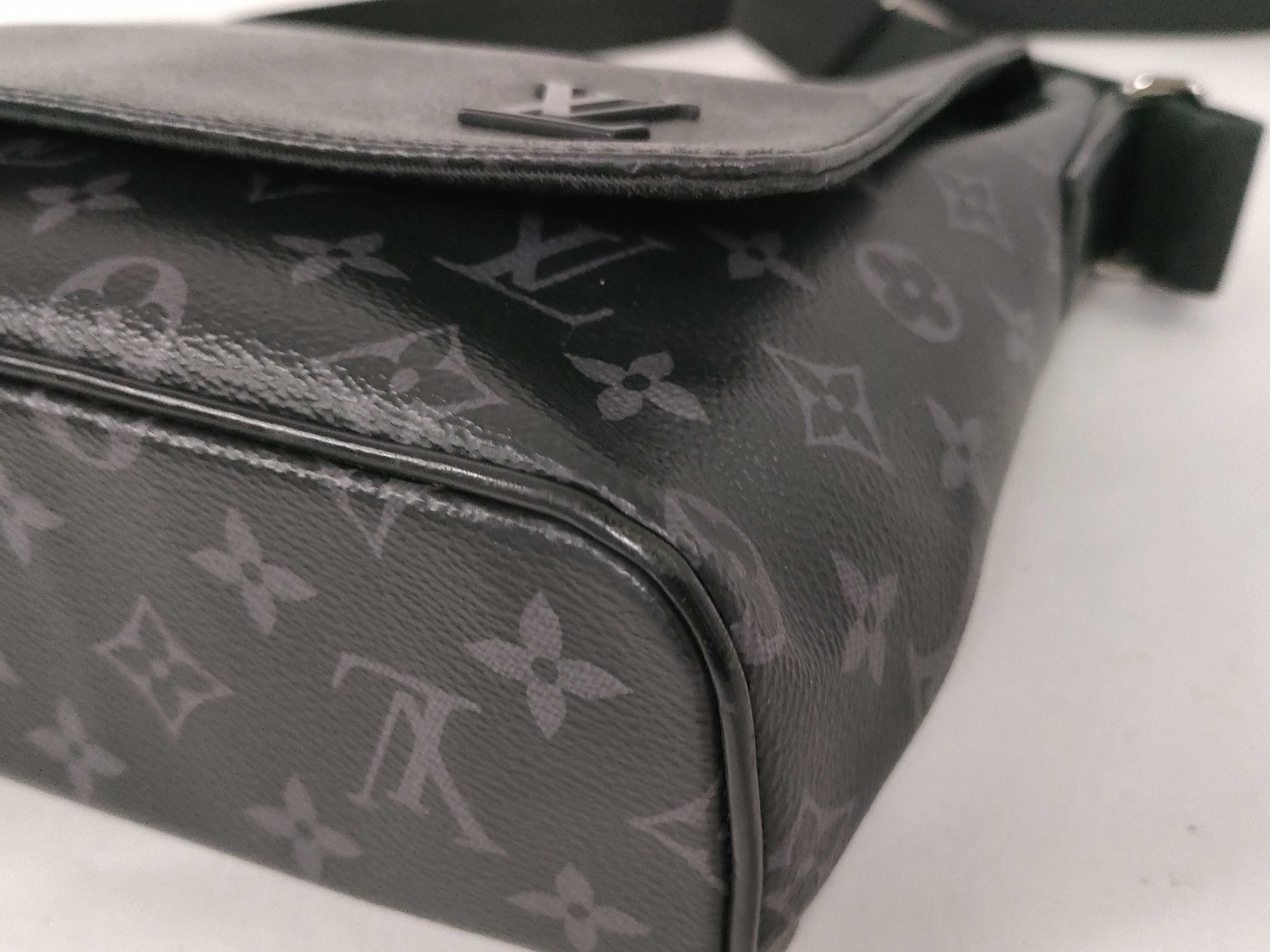 Monogram Eclipse District MM NM Shoulder Bag M44001 GI3128 B Shoulder Bag — view 6