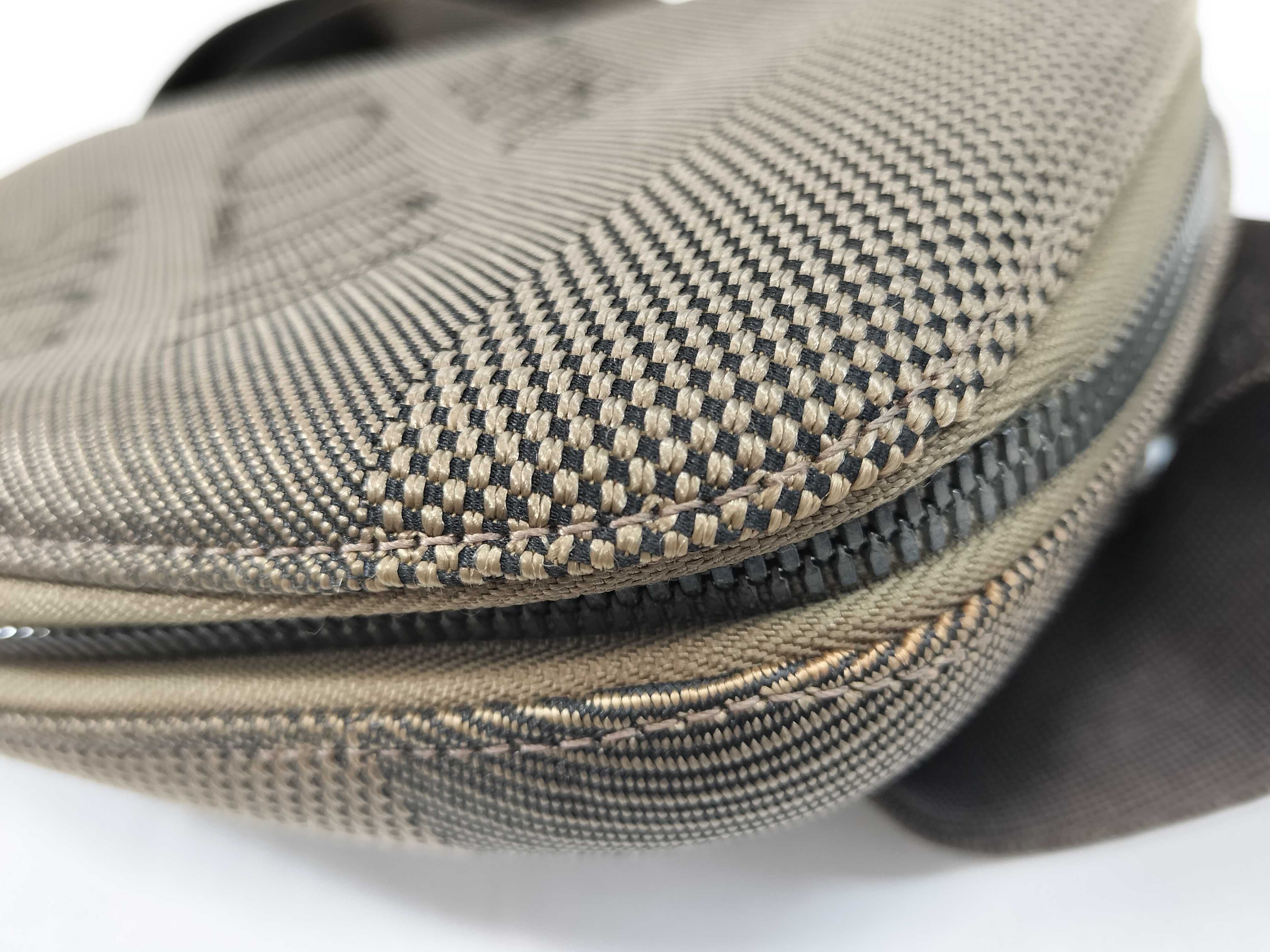 Damier Geant Maje Terre Body Bag M93501 Shoulder Bag — view 7