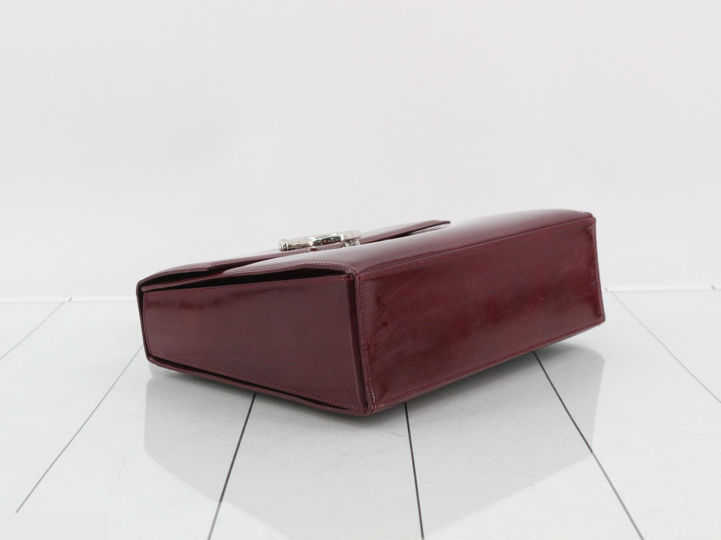 Patent leather — view 5