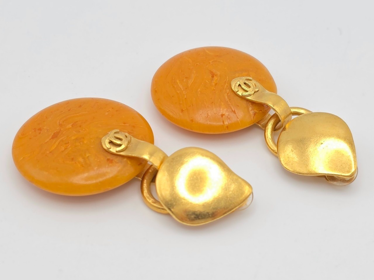 earrings — view 3