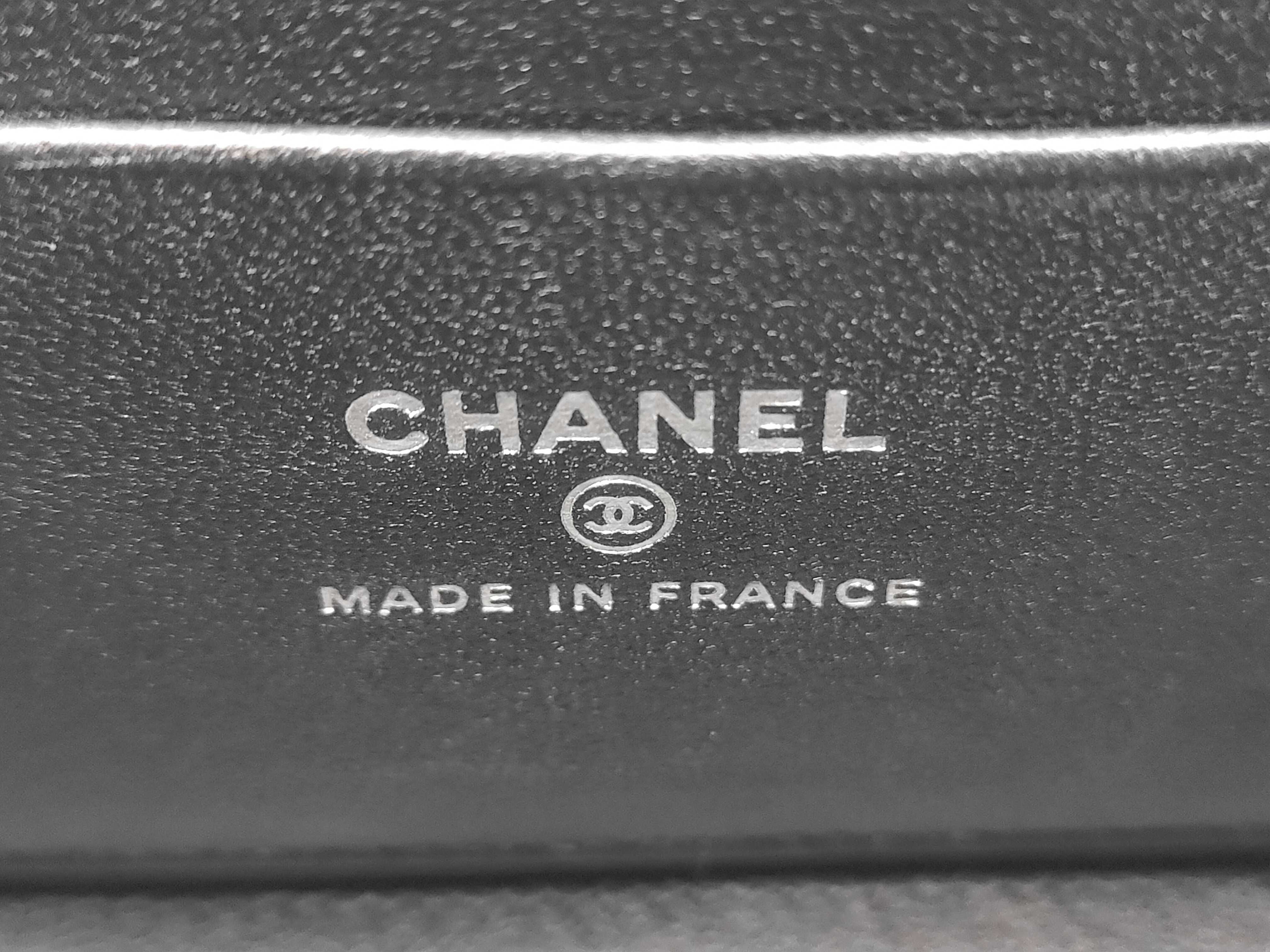 Handle Chain Bag Shoulder Bag — view 12