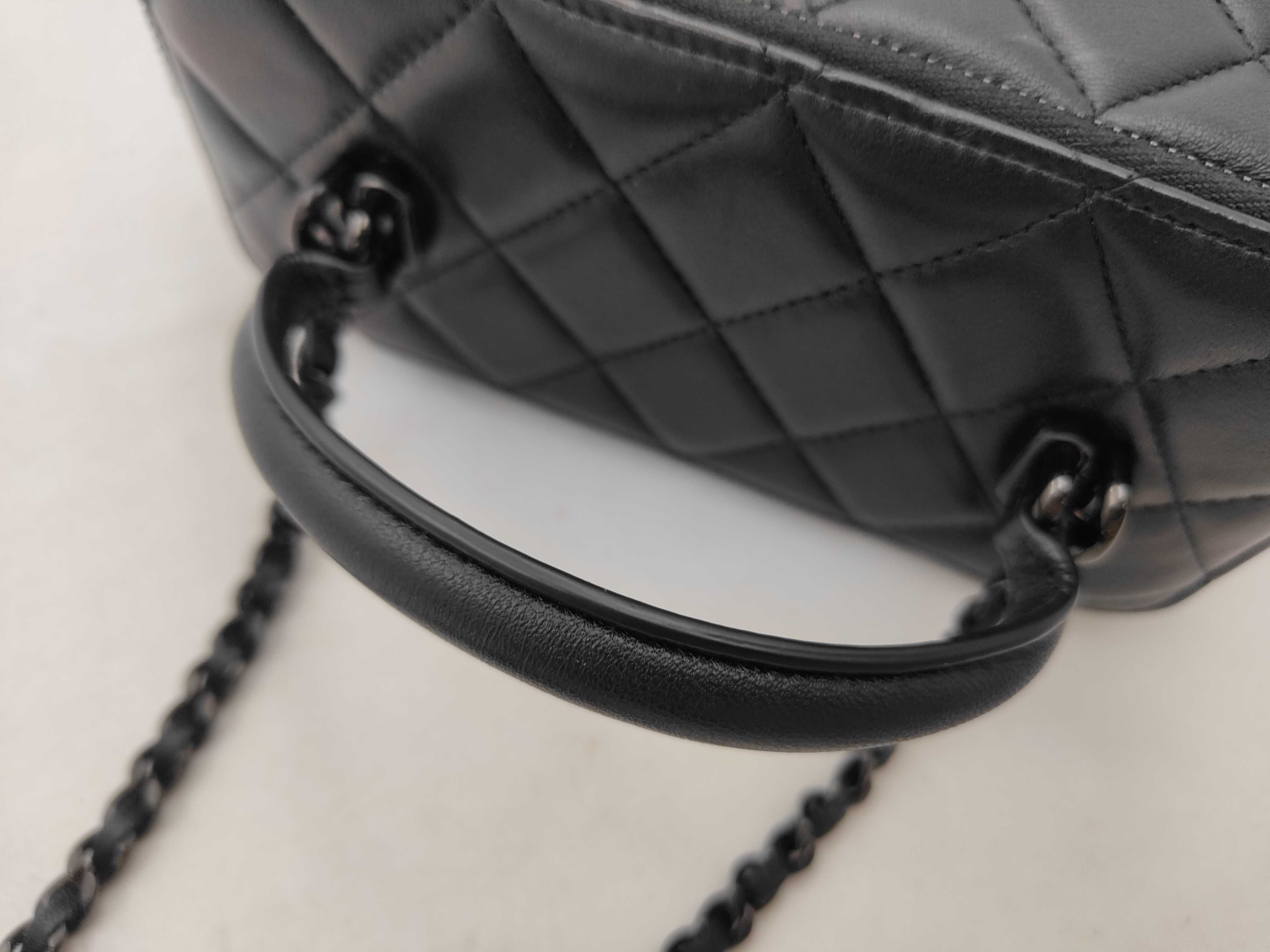 Handle Chain Bag Shoulder Bag — view 4