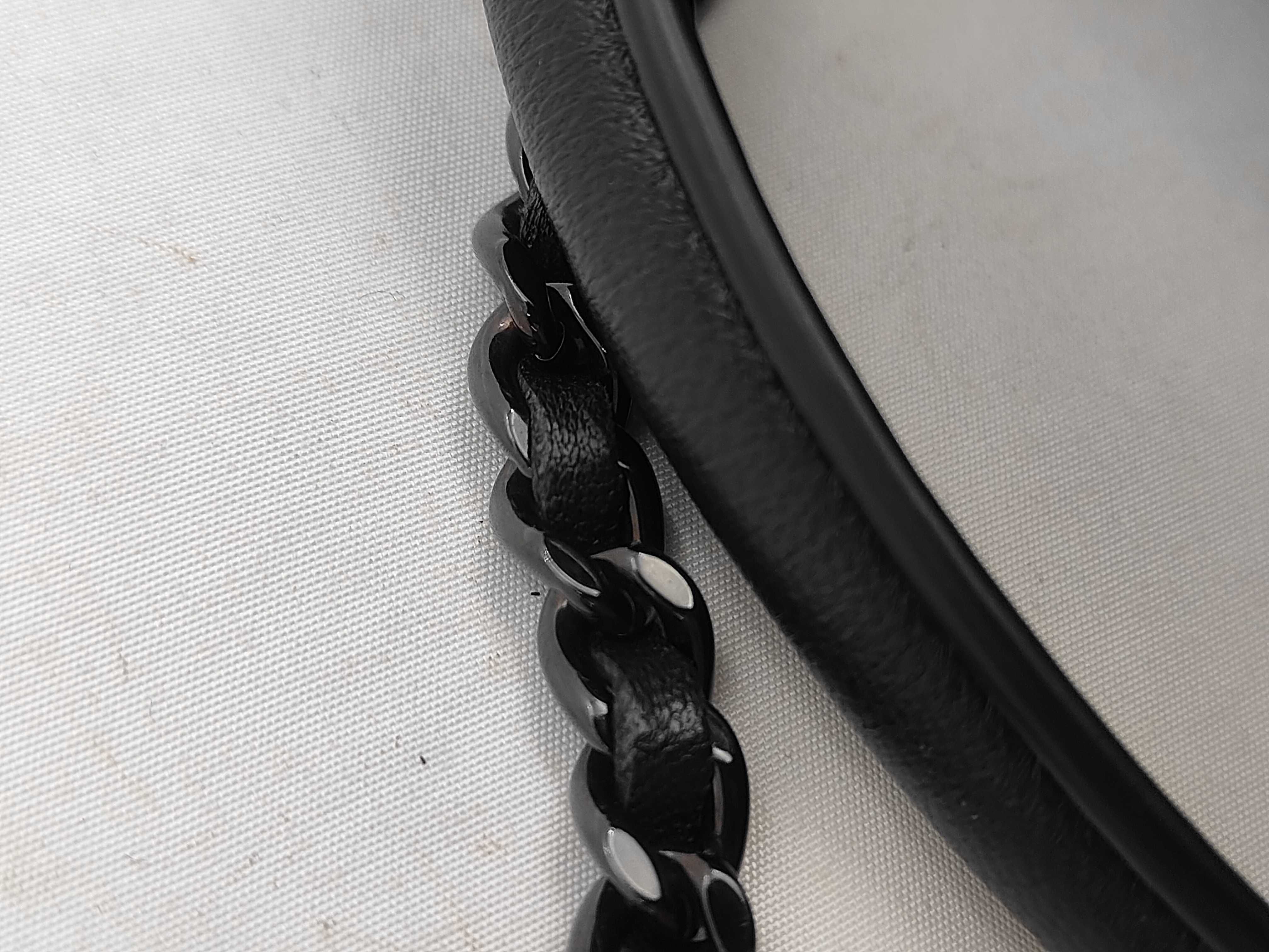 Handle Chain Bag Shoulder Bag — view 5