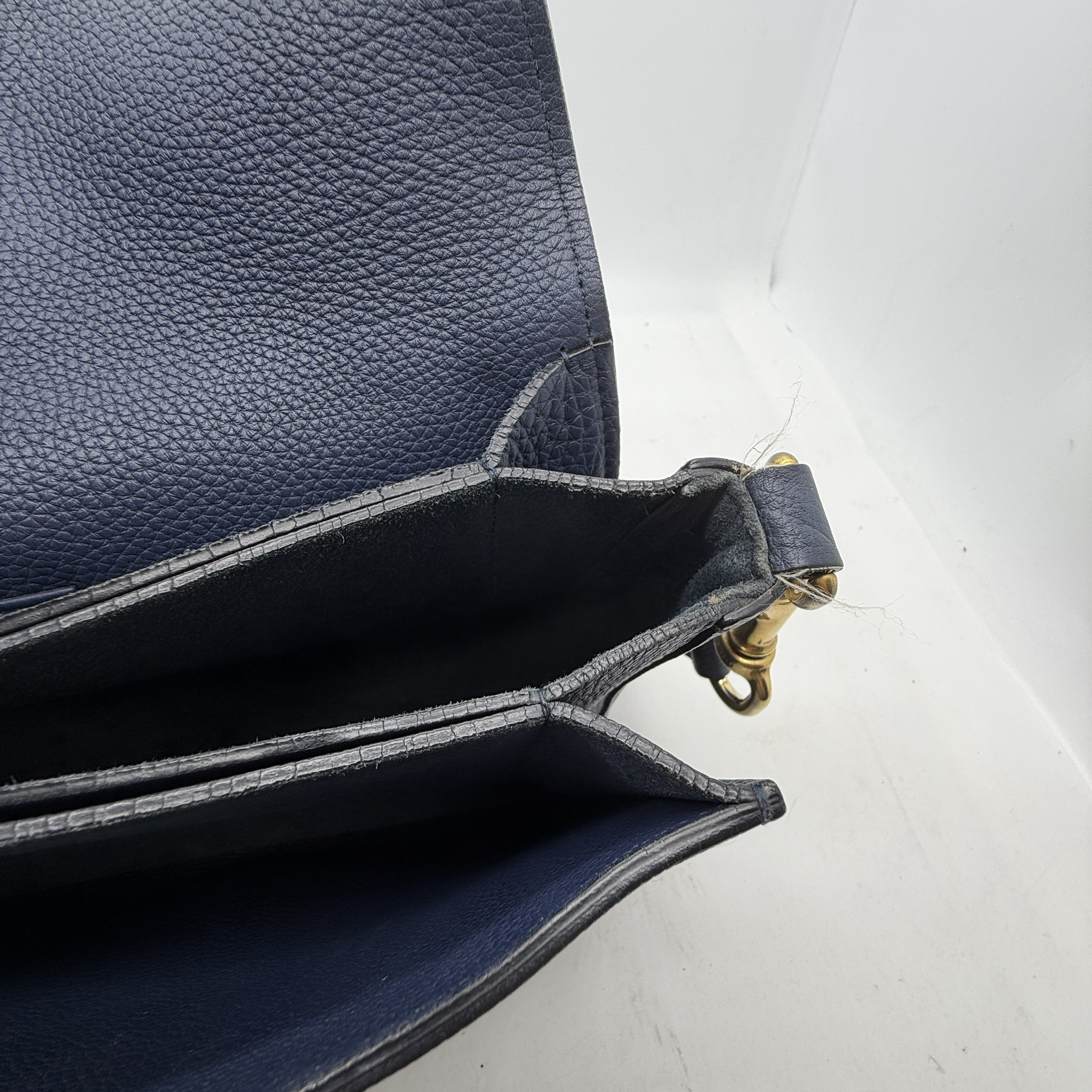 Jackie Leather Shoulder Bag — view 15