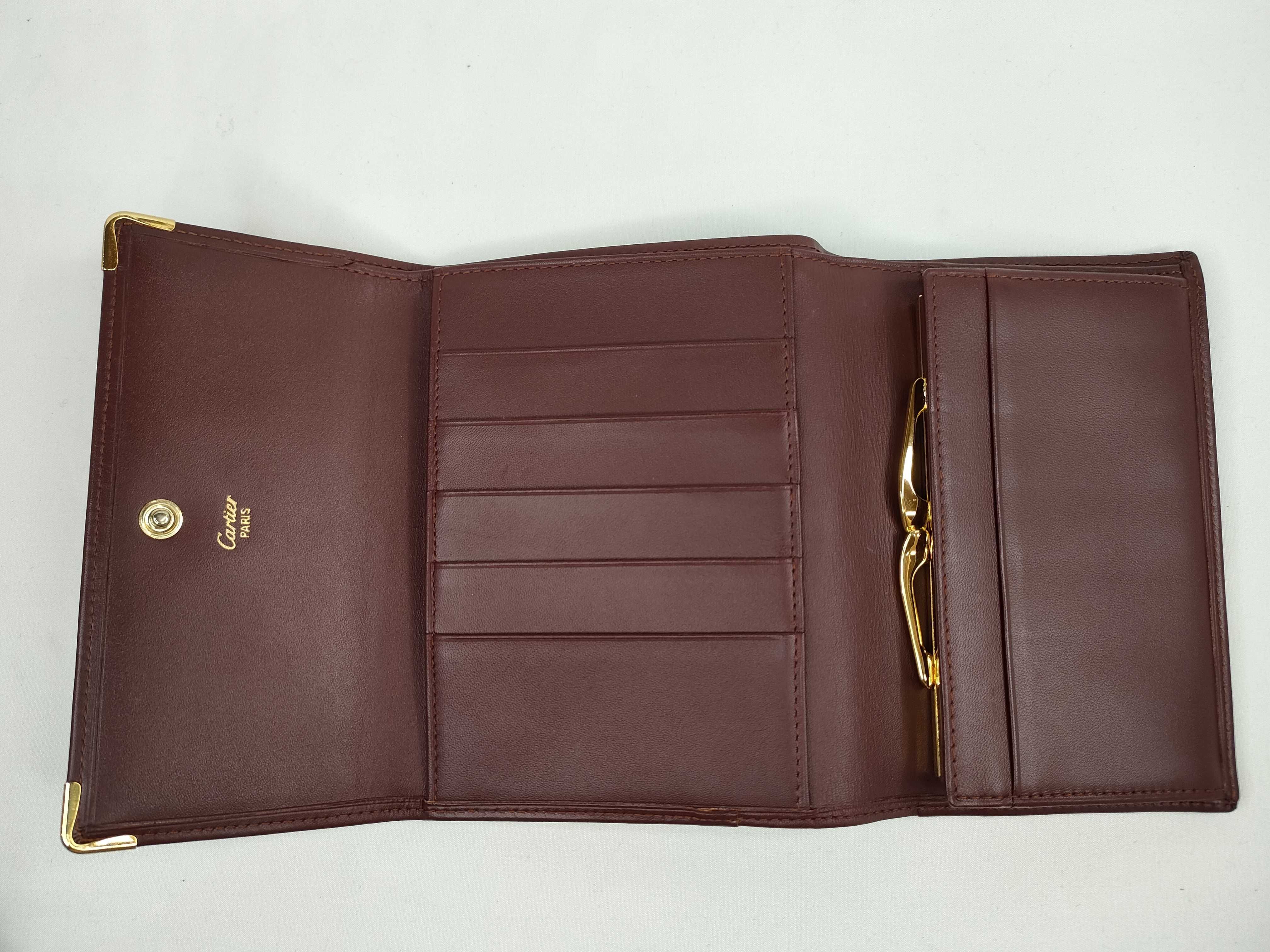 Must tri-fold wallet with coin purse — view 7