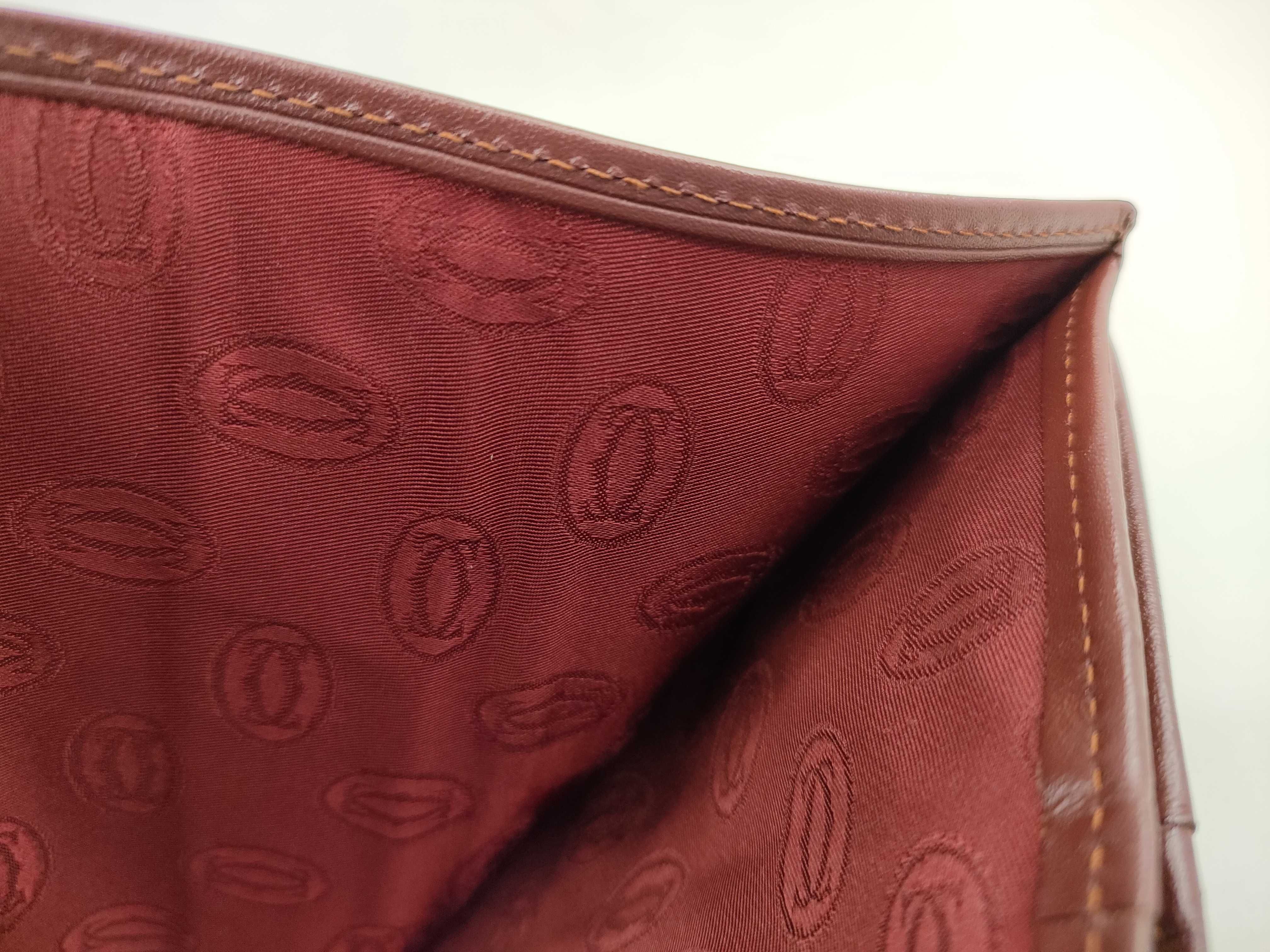 Must tri-fold wallet with coin purse — view 8