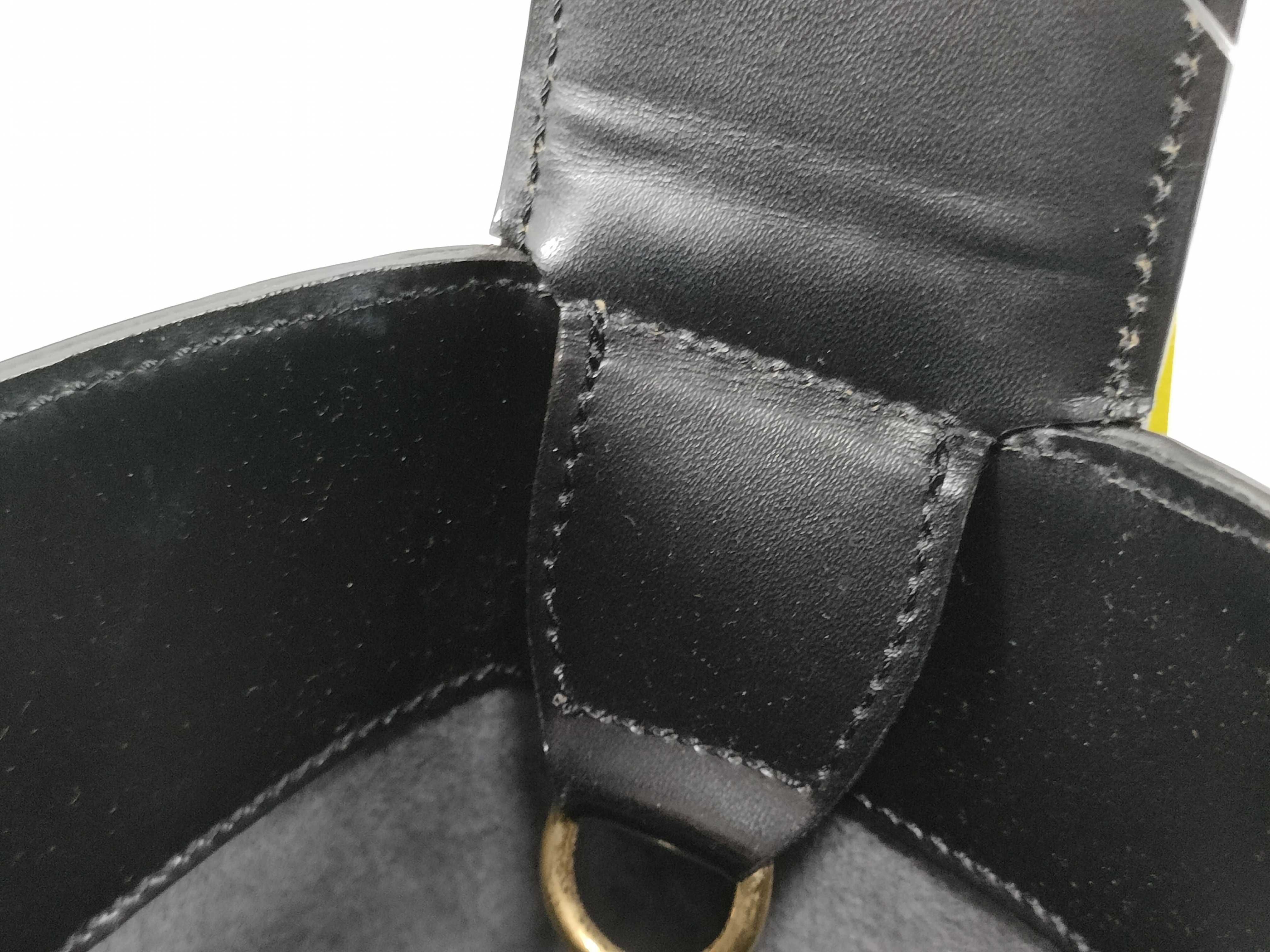 Monogram Reverie M52162 Shoulder Bag — view 11