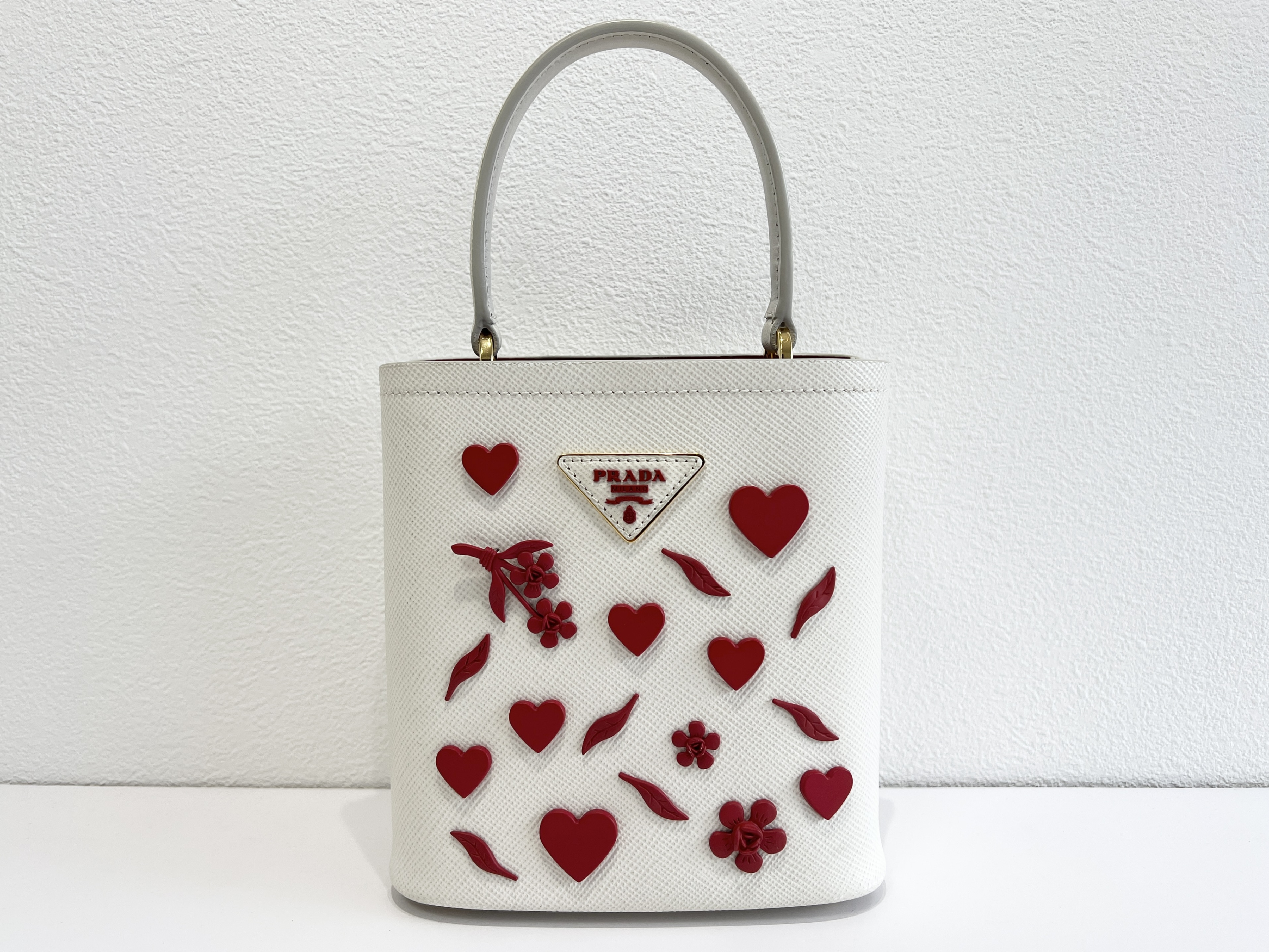 Panier Saffiano Cuir Heart Limited Edition Leather 2-way Shoulder Bag/Handbag — view 2