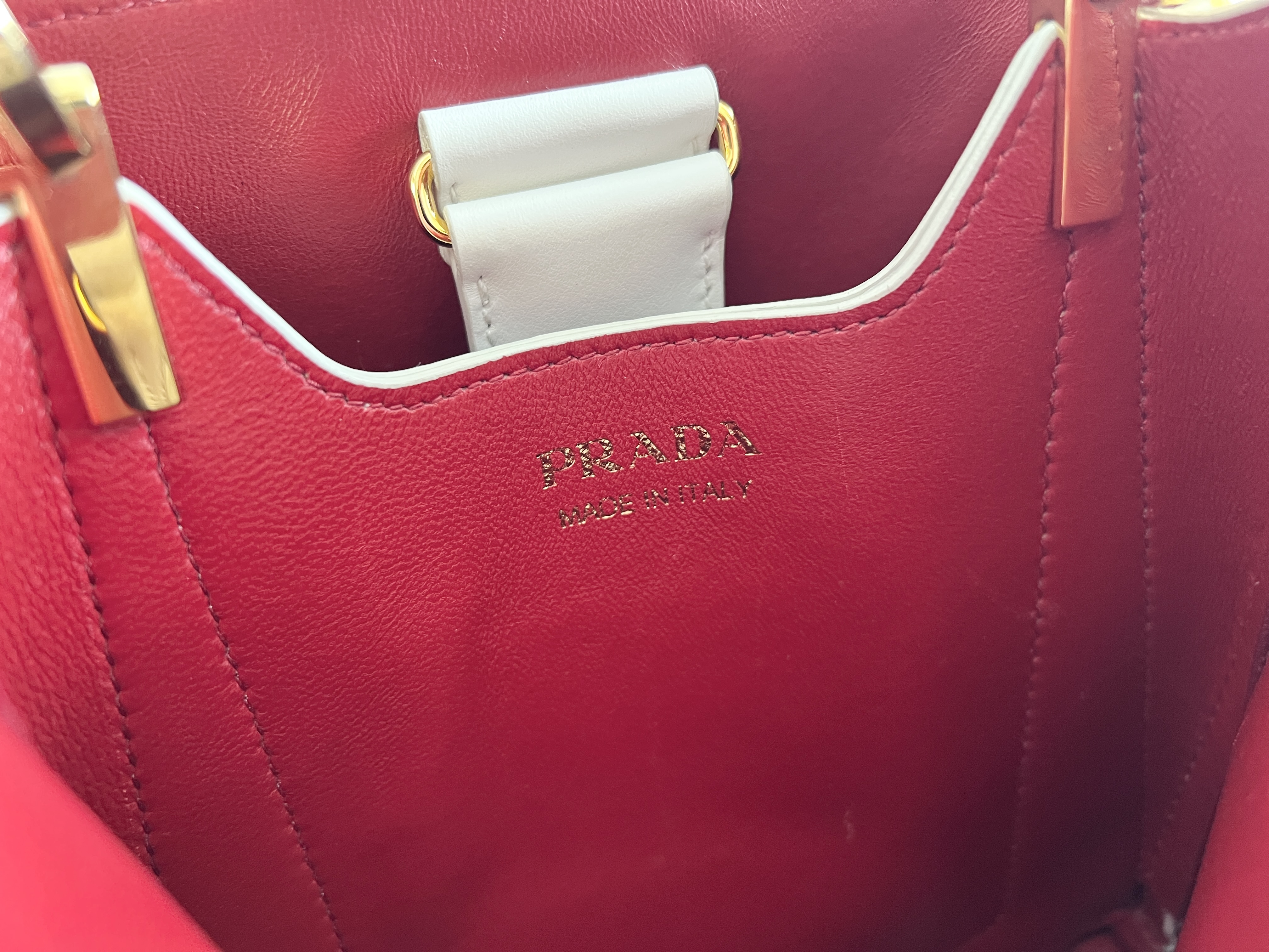 Panier Saffiano Cuir Heart Limited Edition Leather 2-way Shoulder Bag/Handbag — view 9
