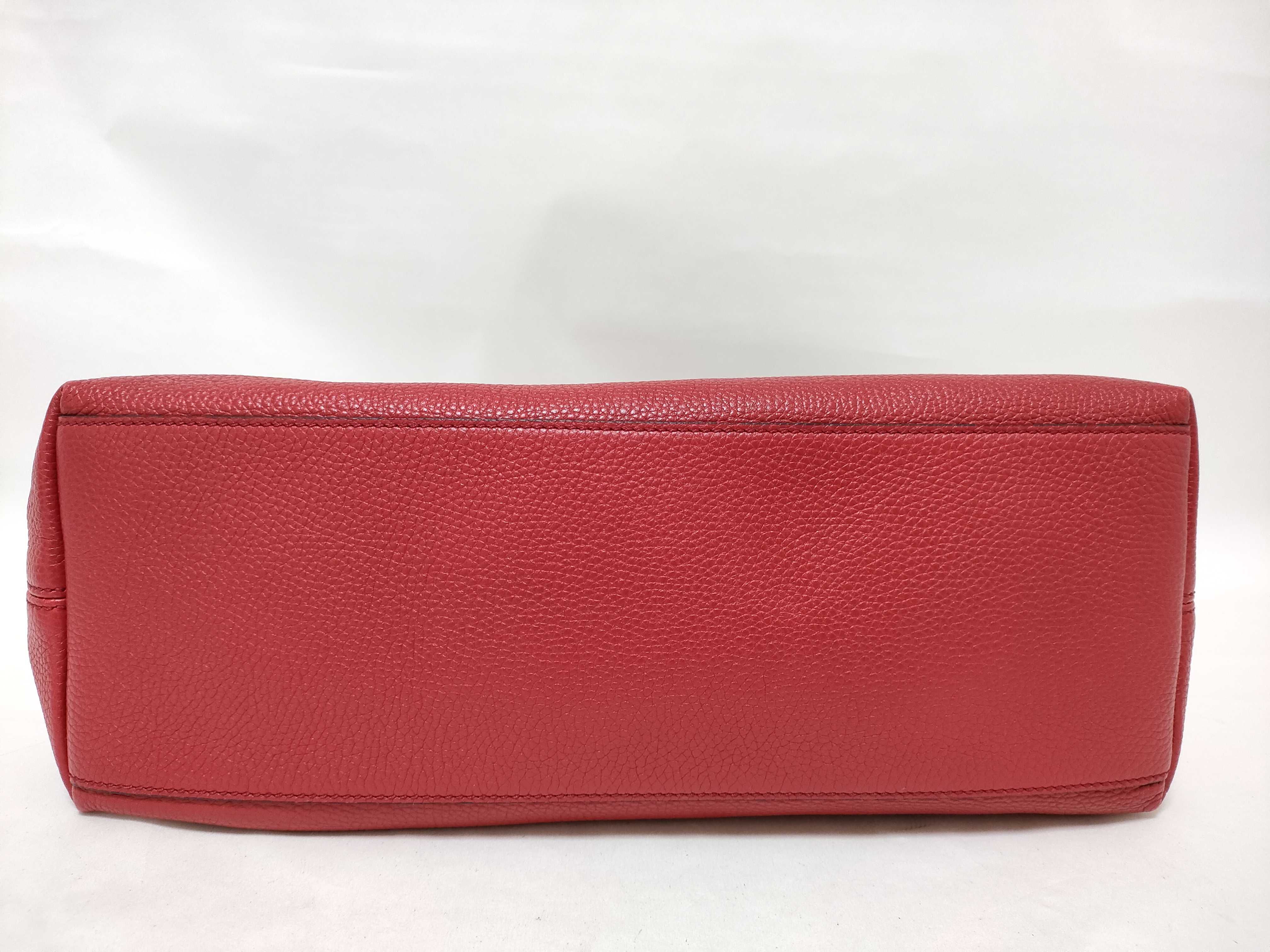 Soho Leather Chain Shoulder Bag — view 7