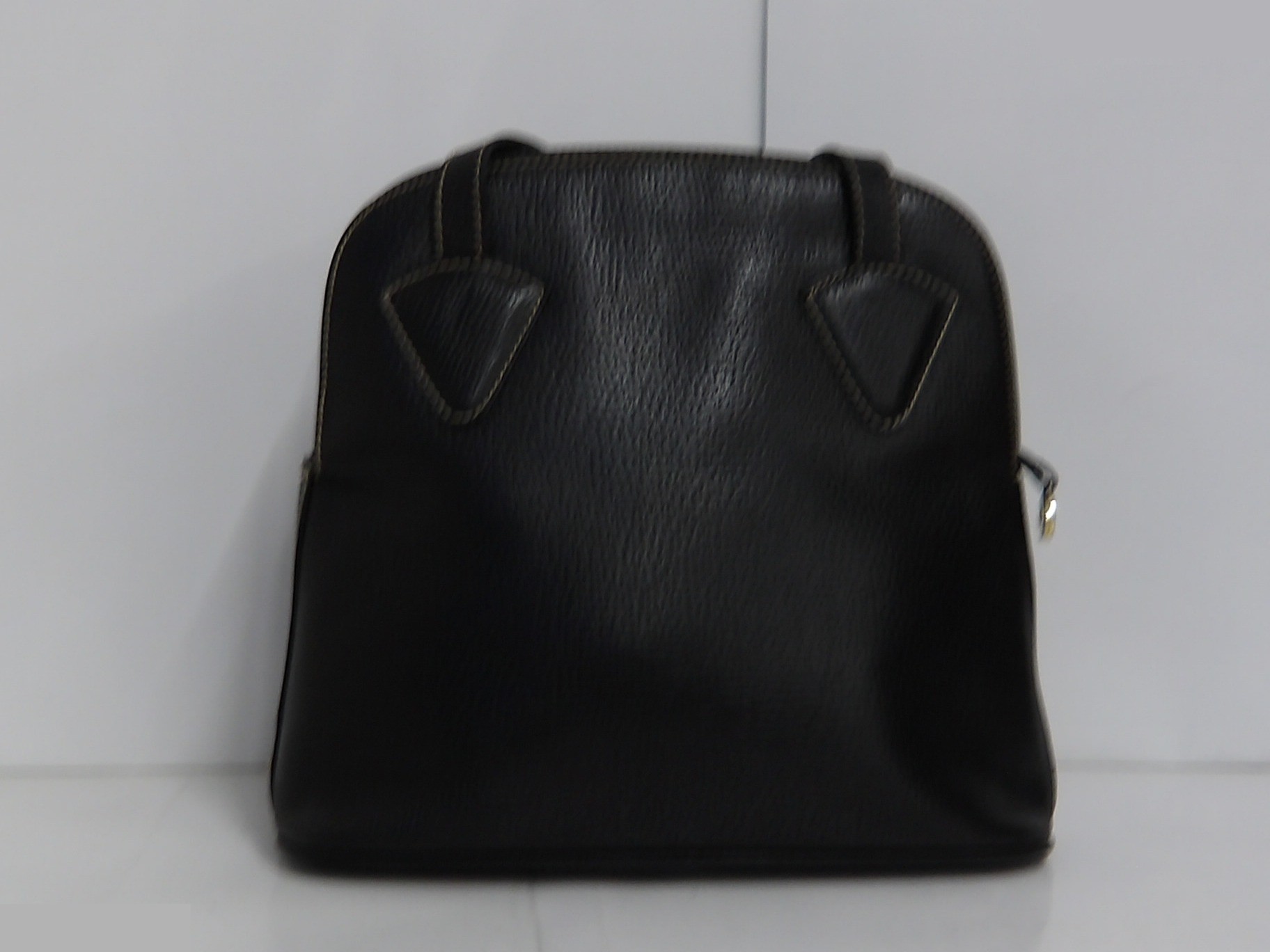 Vintage Shoulder Bag with Gold Hardware — view 2