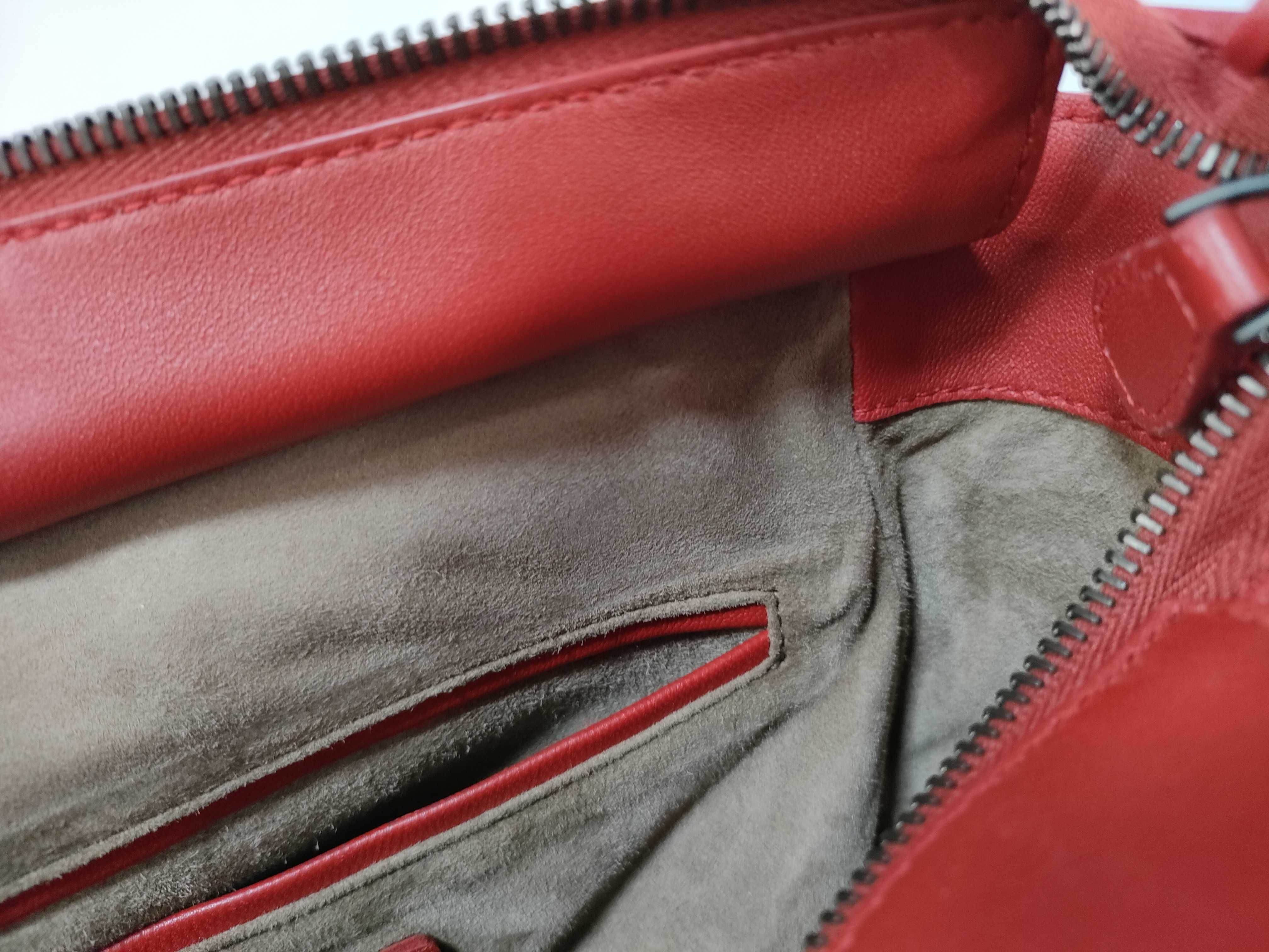Intrecciato Leather Shoulder Bag, Red Handbag — view 13