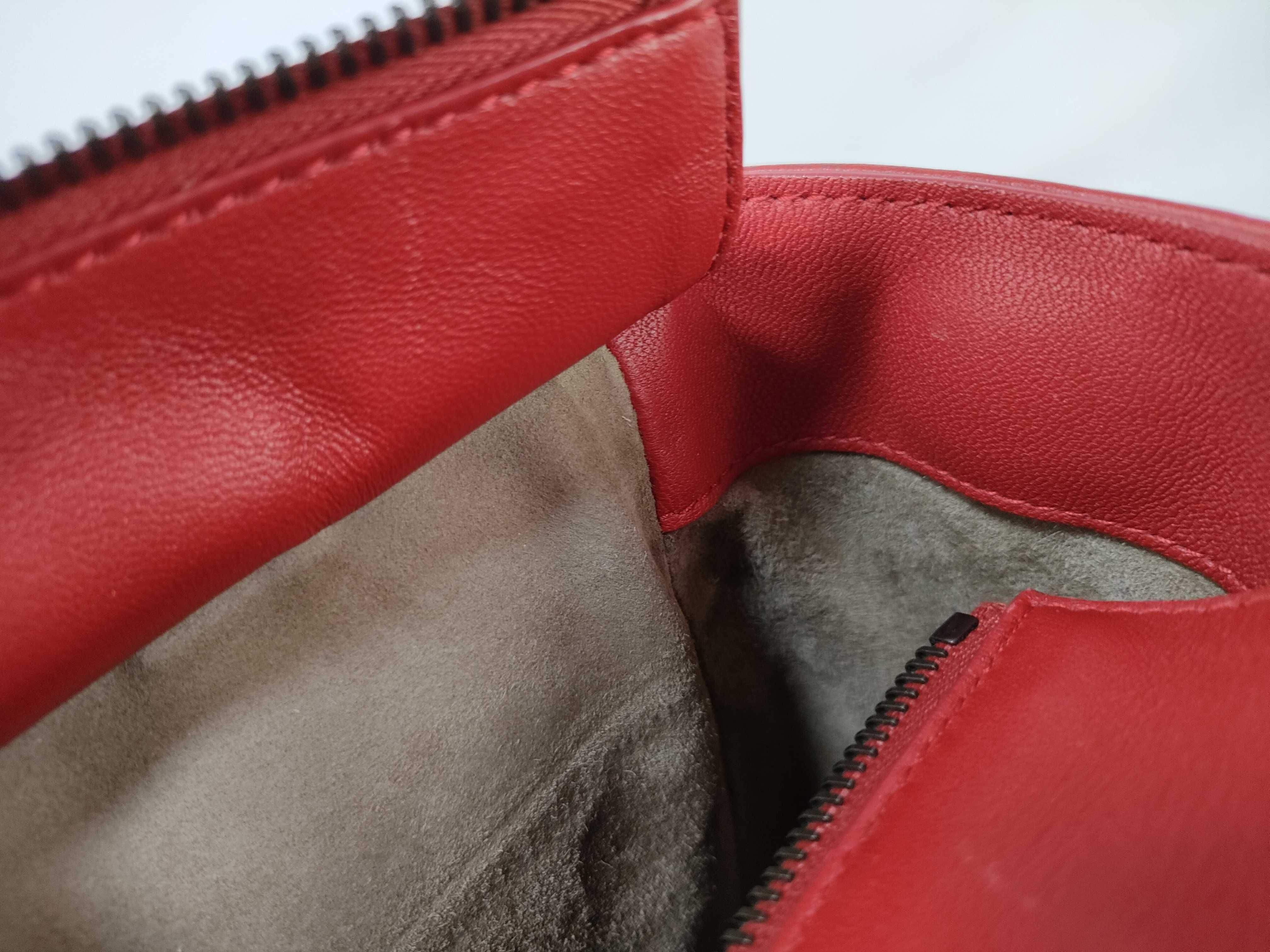 Intrecciato Leather Shoulder Bag, Red Handbag — view 15