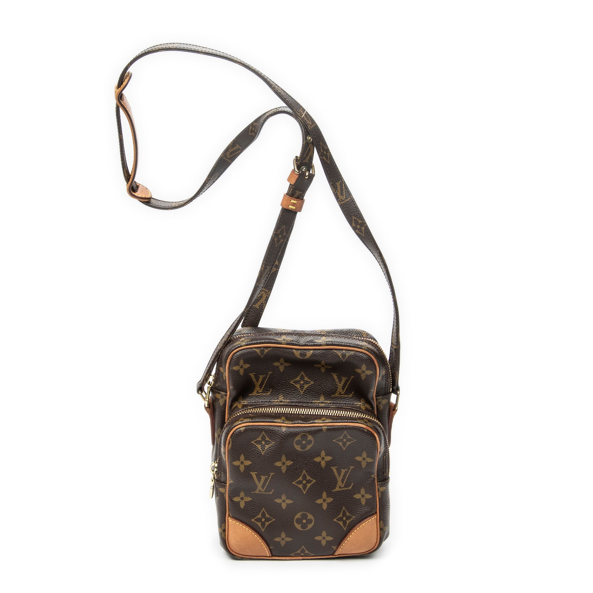 Amazone, Monogram