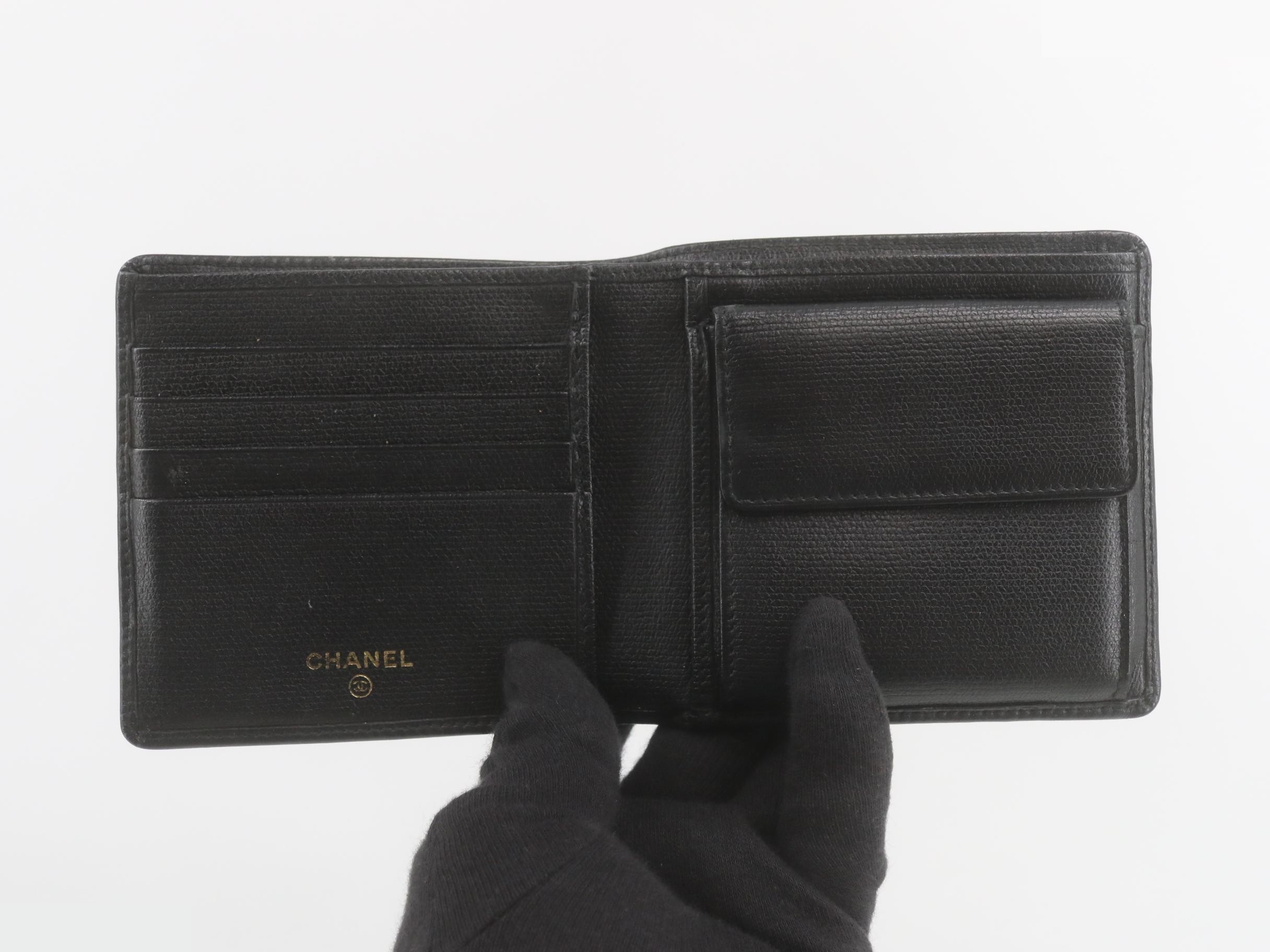Coco Button Bi-fold Wallet — view 4